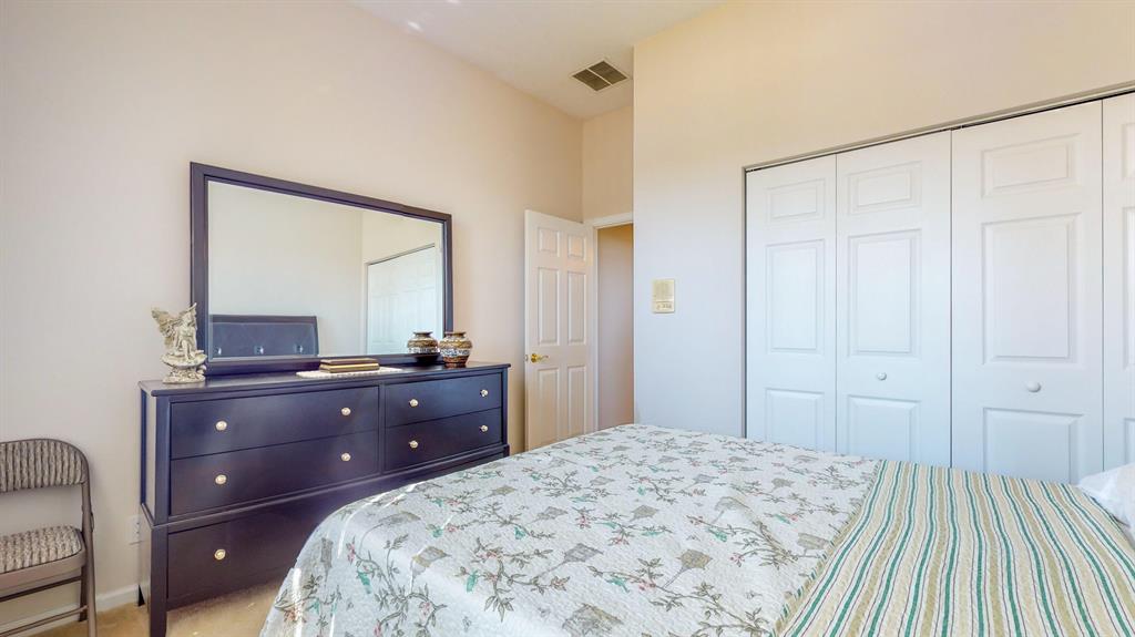 358 NW Shoreview Drive