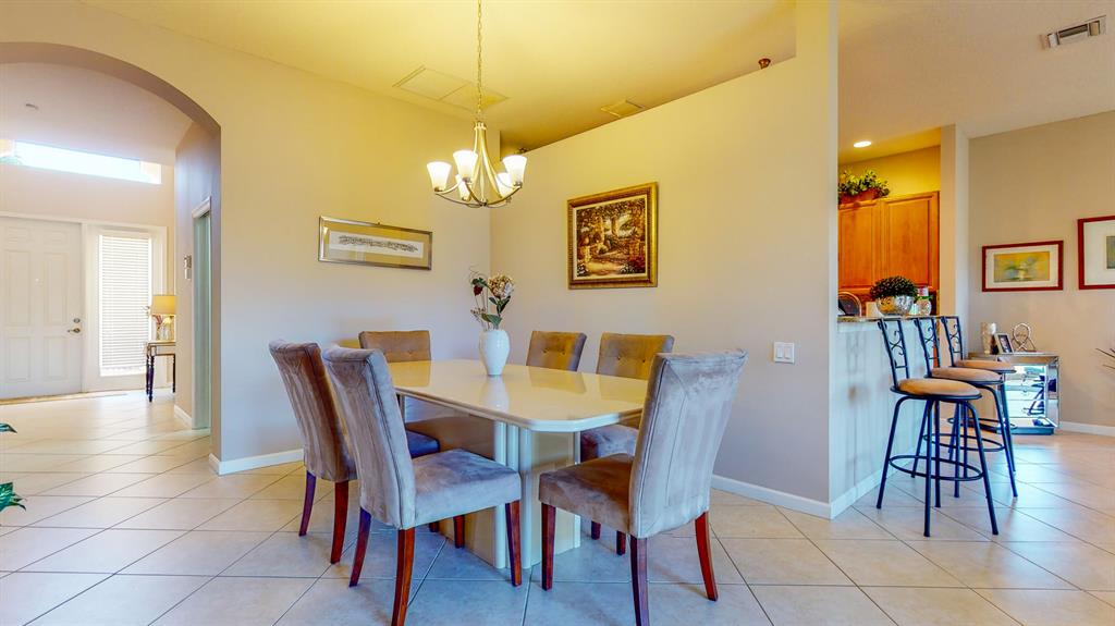 358 NW Shoreview Drive