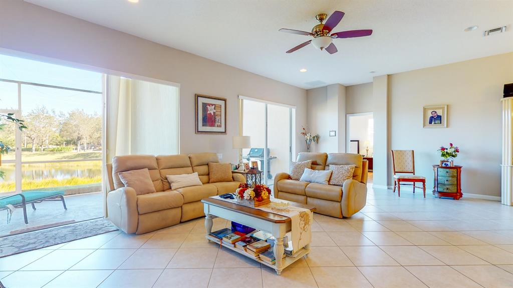 358 NW Shoreview Drive