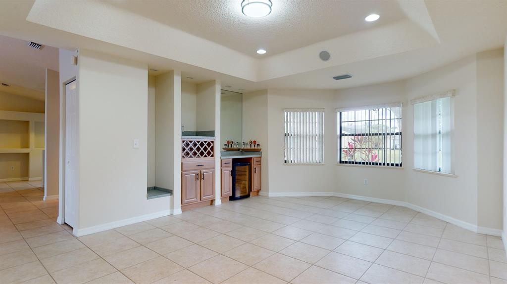 2873 SW Collings Drive