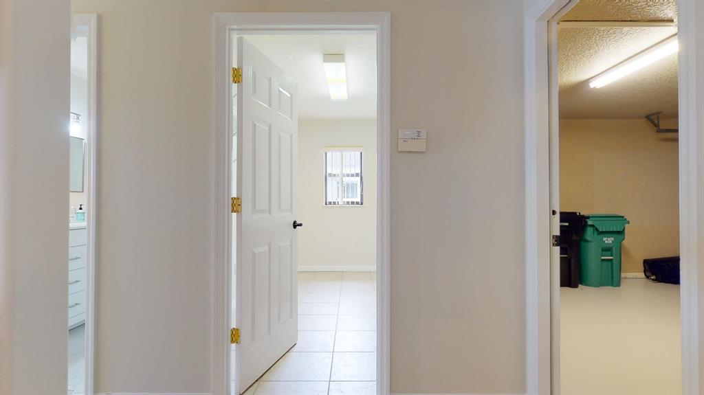 2873 SW Collings Drive