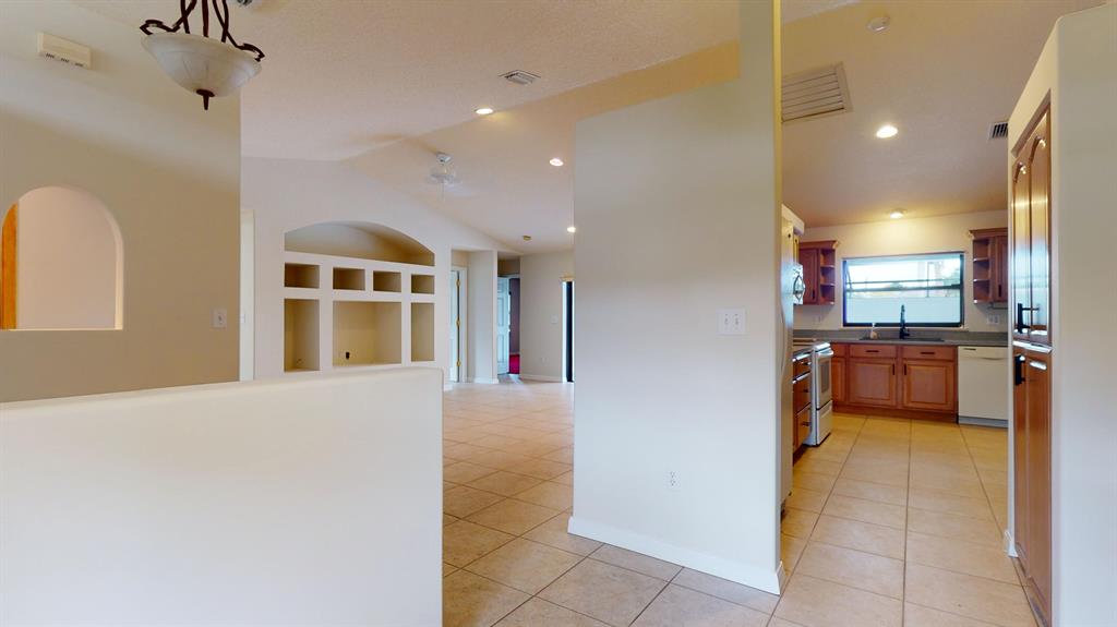 2873 SW Collings Drive