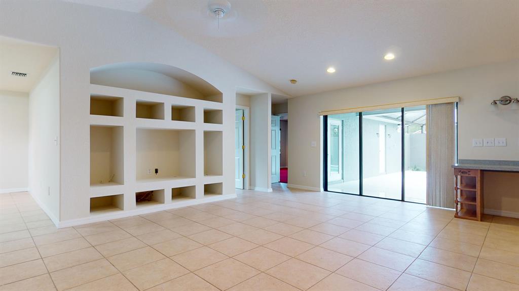 2873 SW Collings Drive