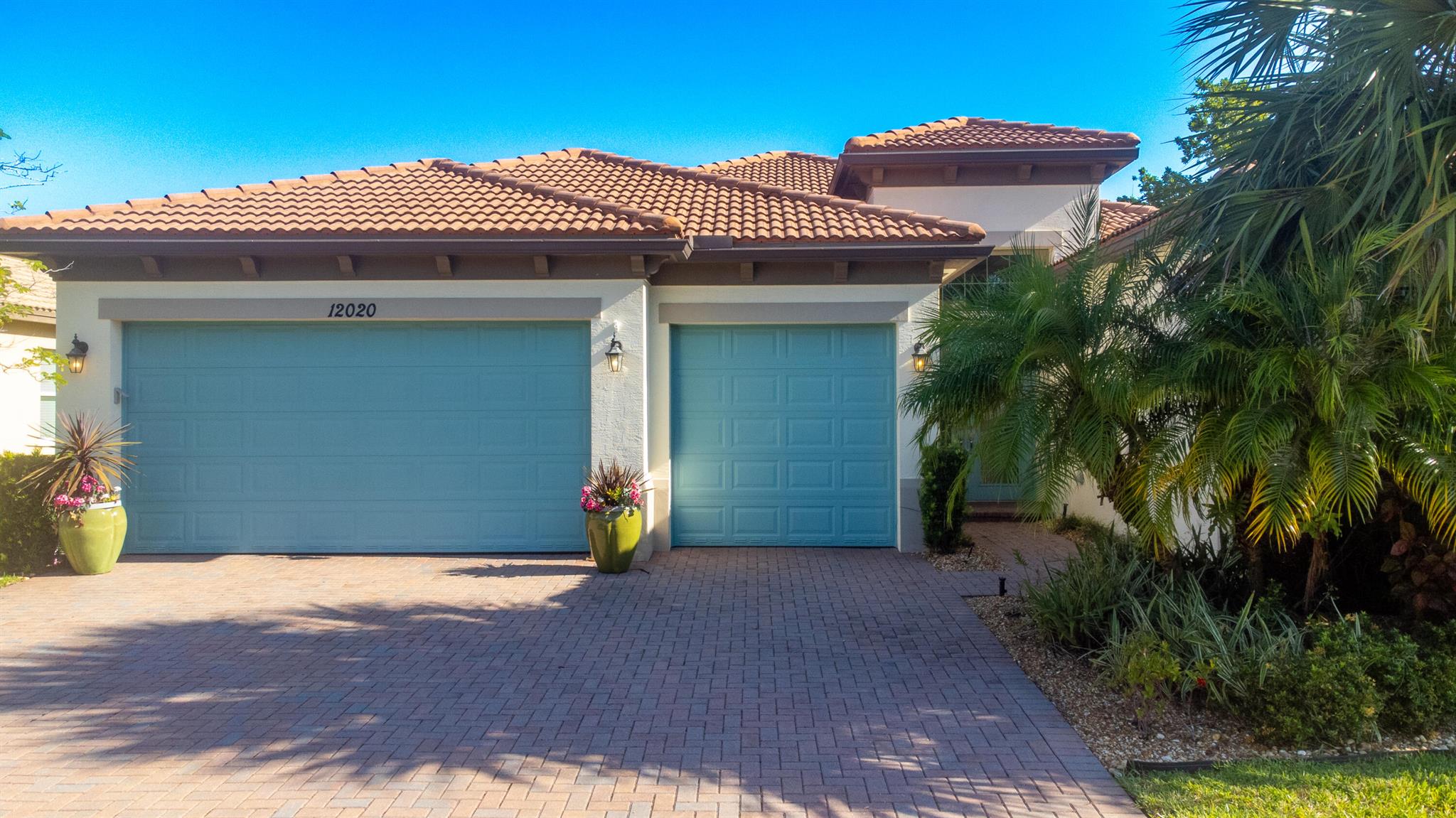 12020 SW Oakwater Court