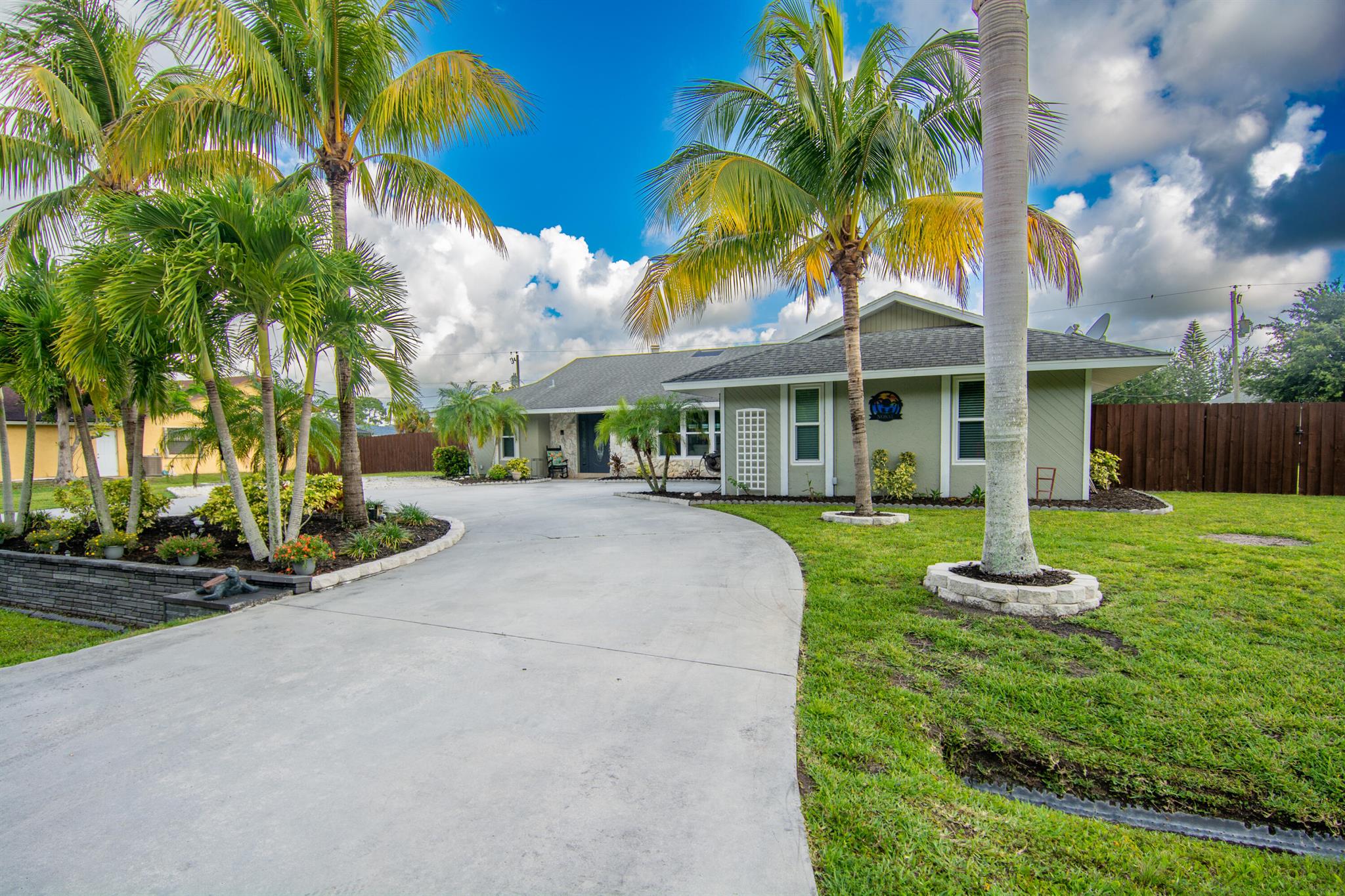 2471 SE Shell Avenue