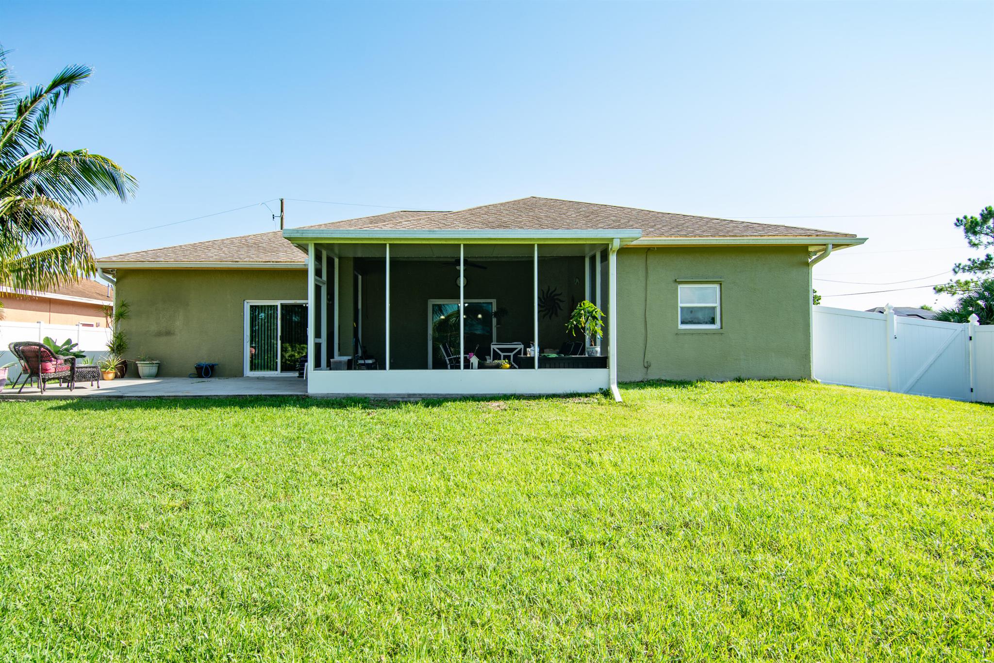 1080 SW Romaine Lane