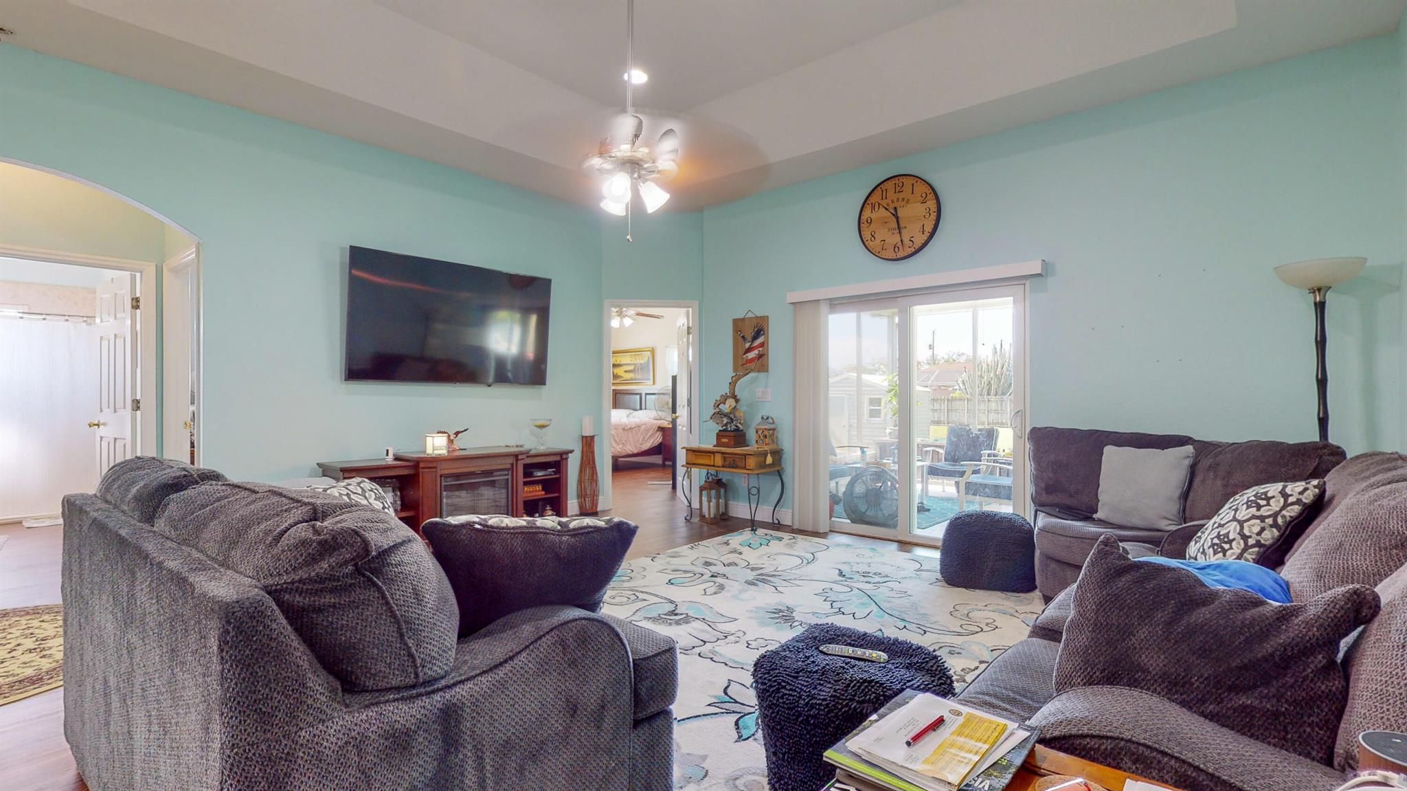 1080 SW Romaine Lane