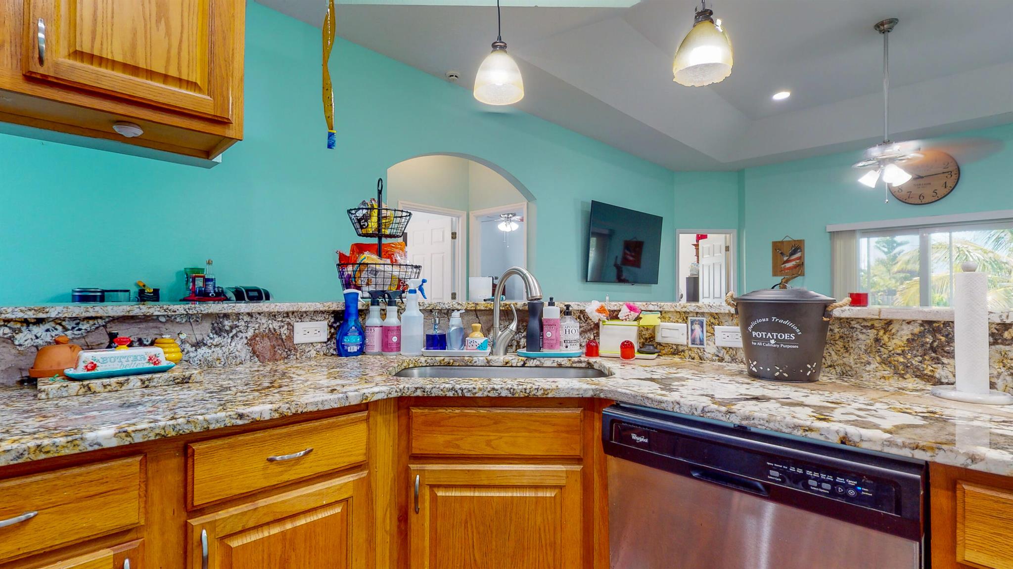 1080 SW Romaine Lane