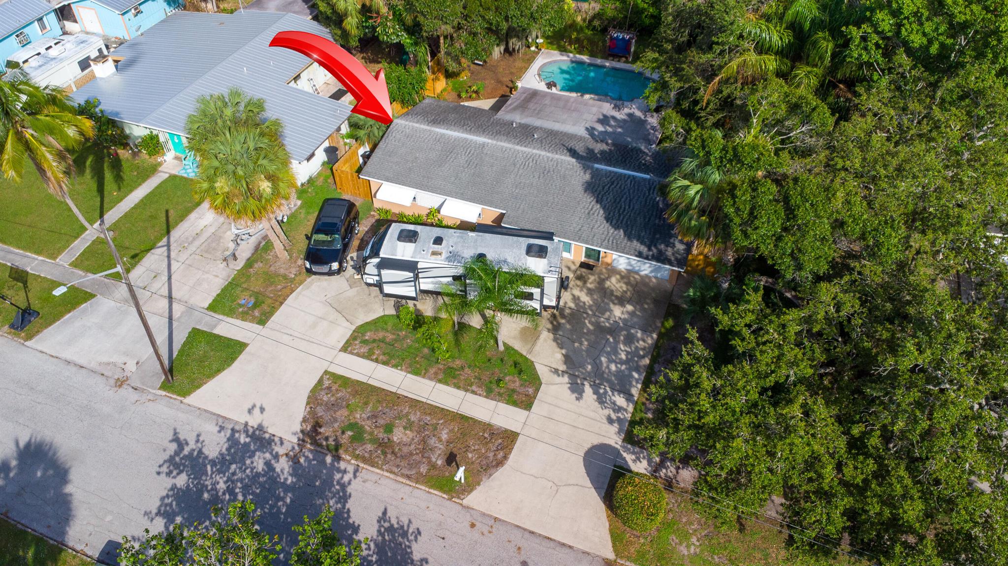 1009 Beach Court