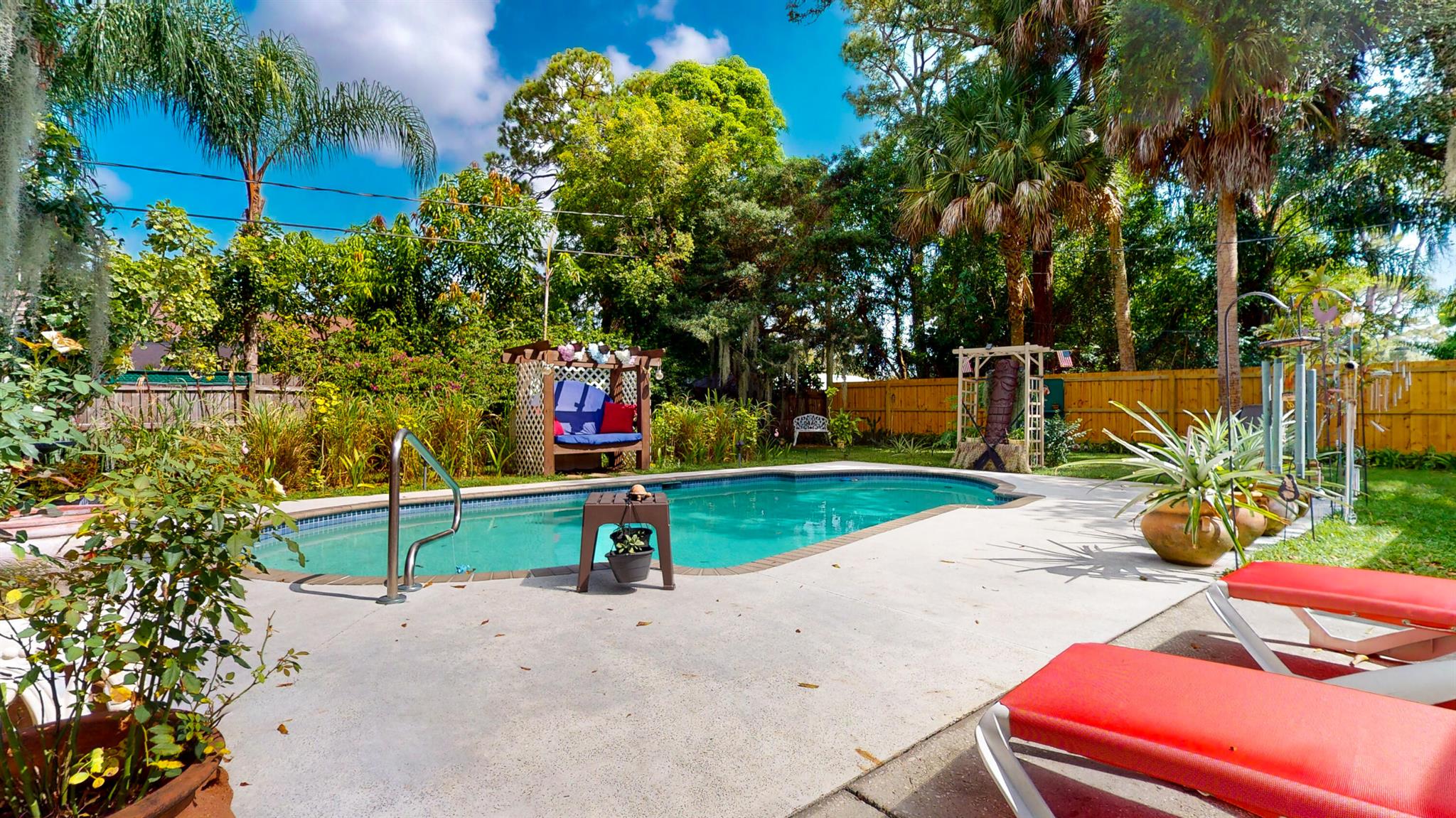 1009 Beach Court