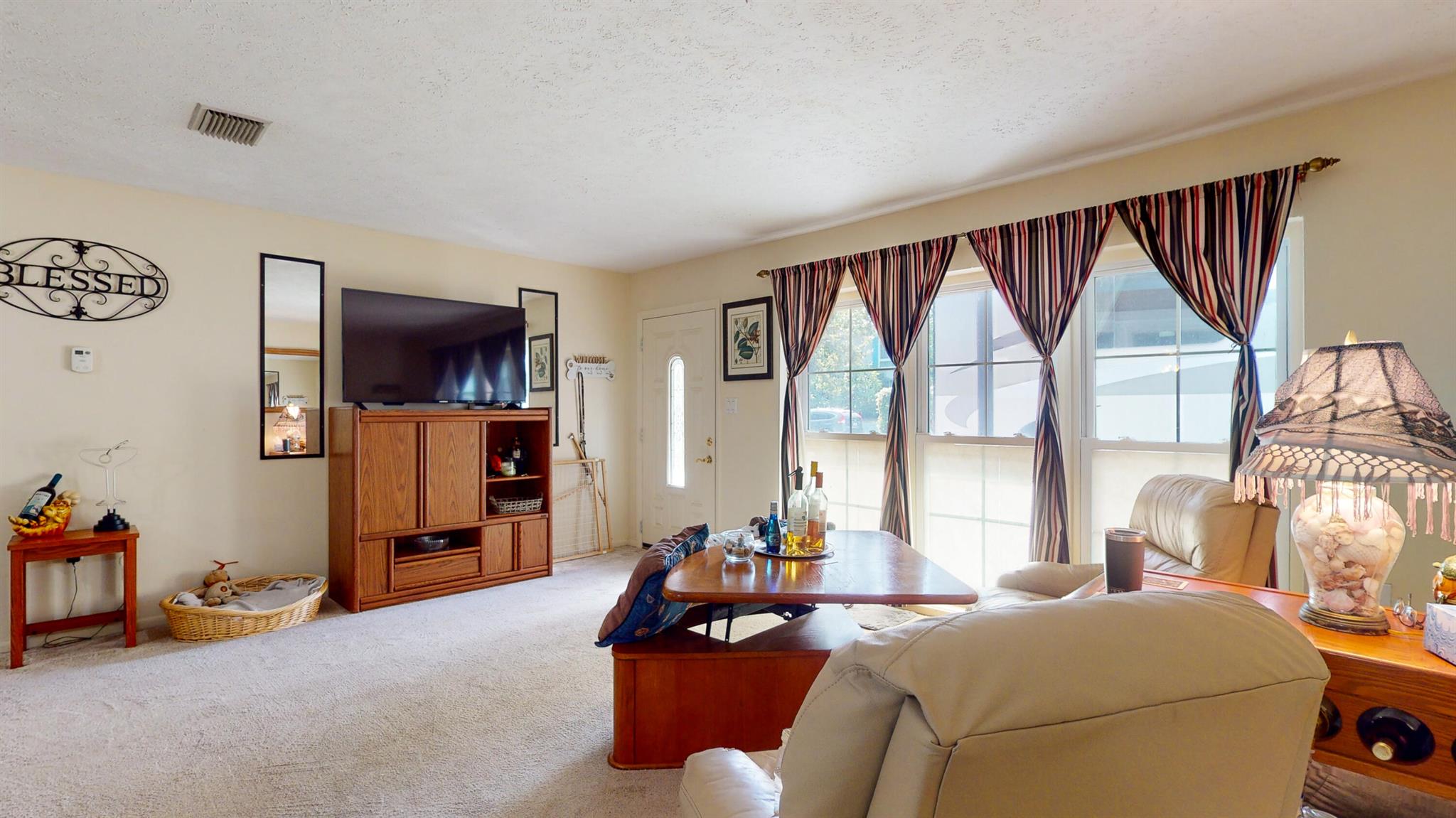 1009 Beach Court