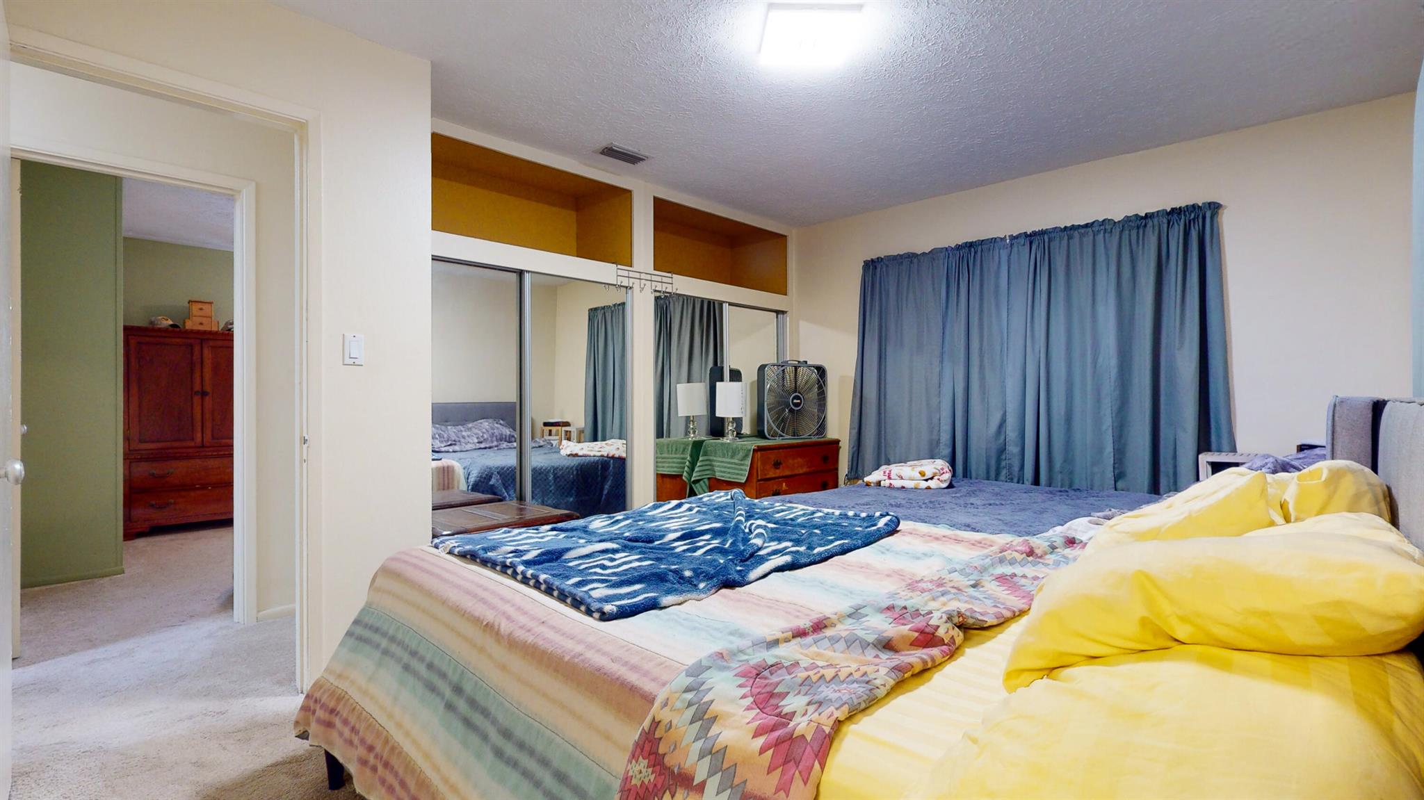 1009 Beach Court