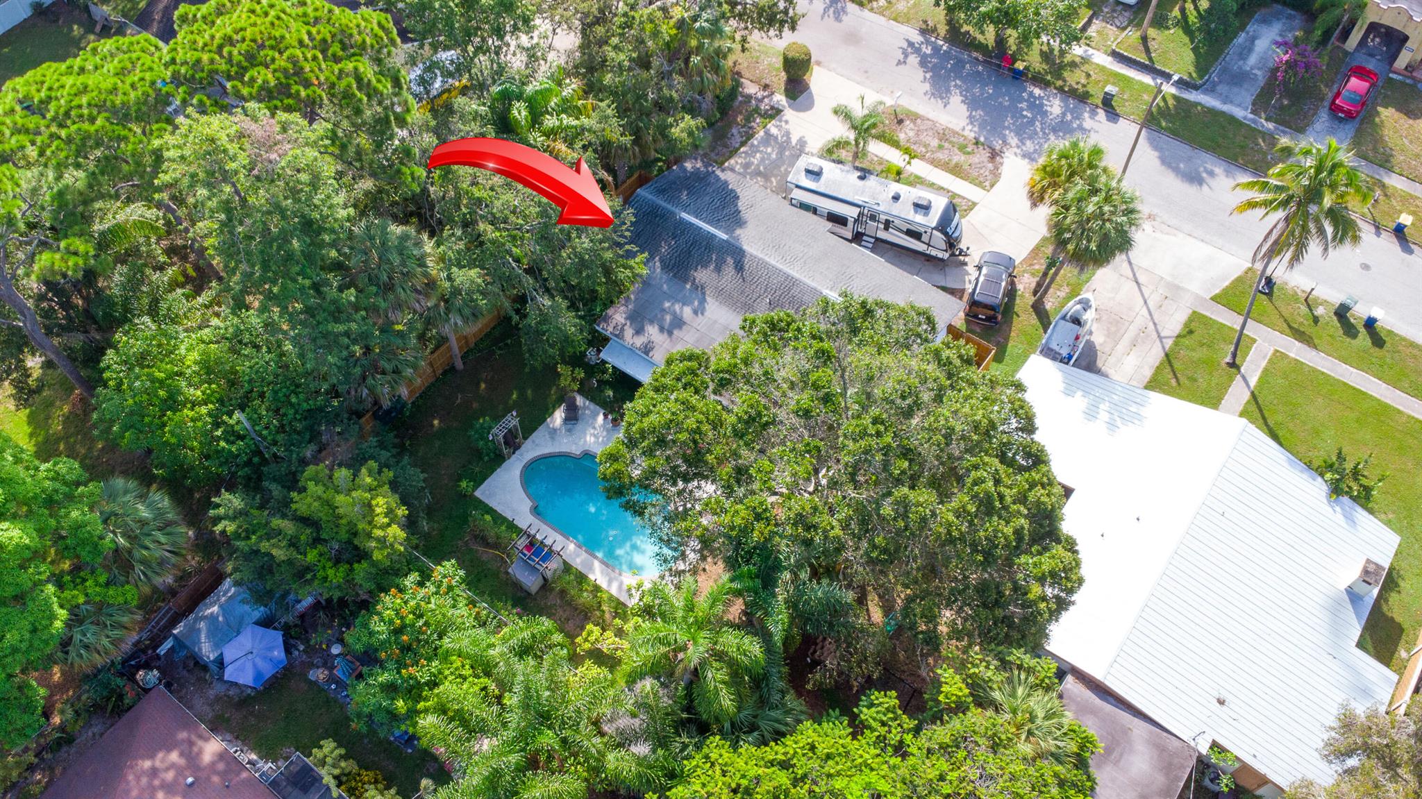 1009 Beach Court