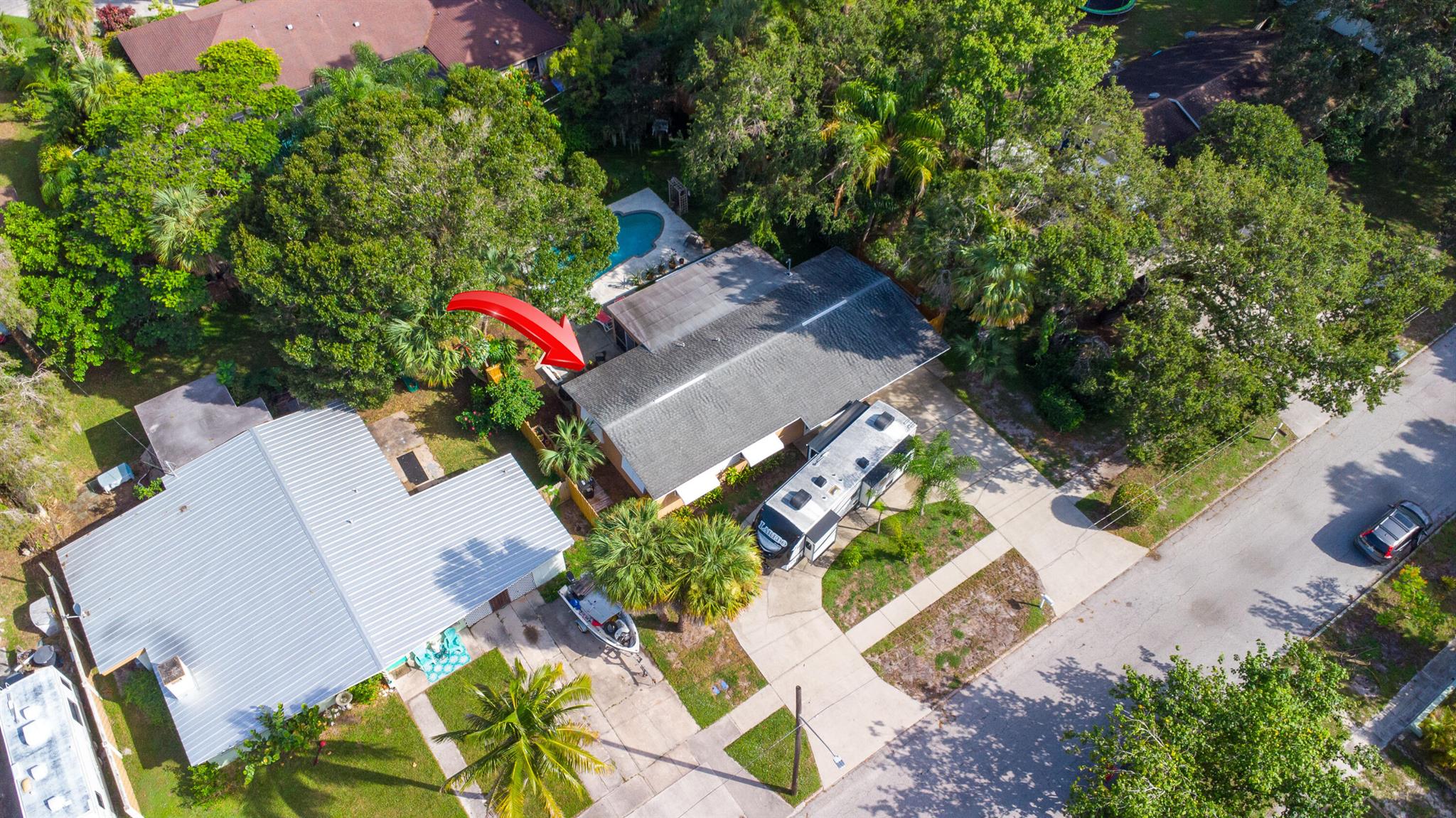 1009 Beach Court