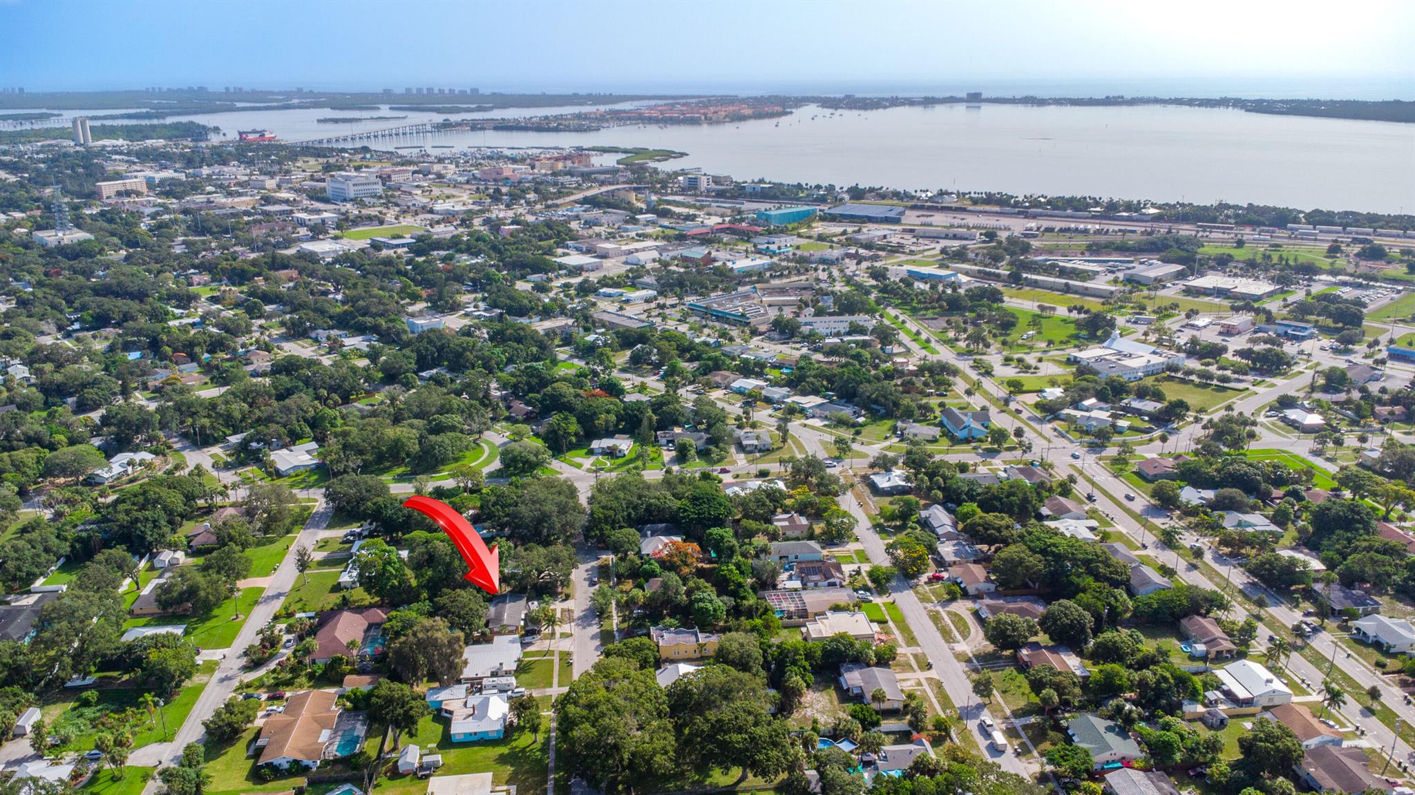1009 Beach Court