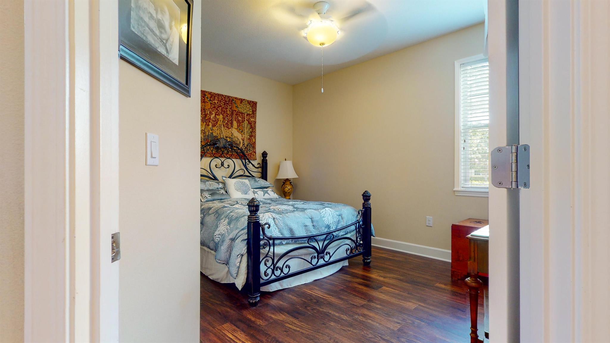 4224 Diamond Square