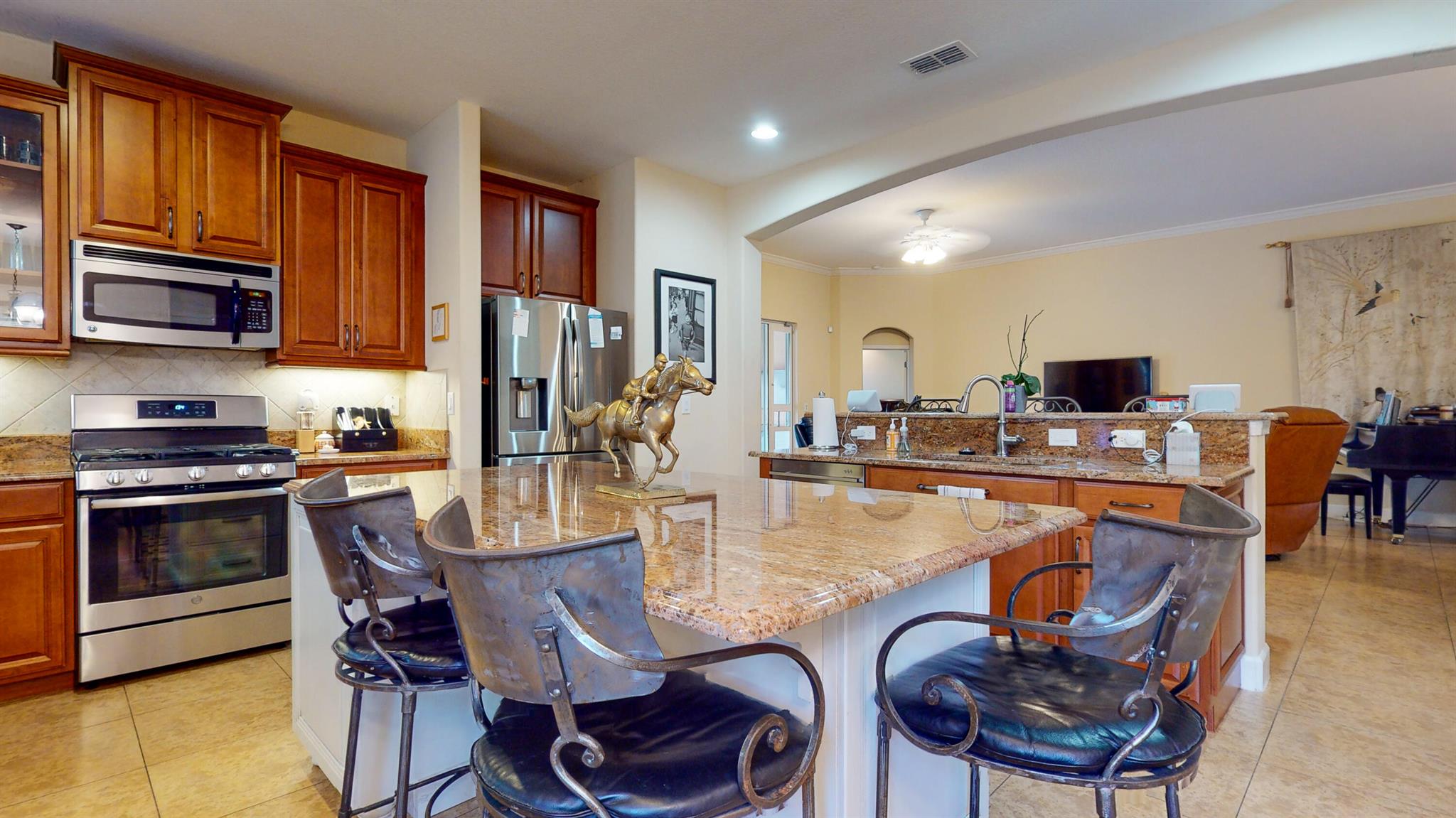 4224 Diamond Square
