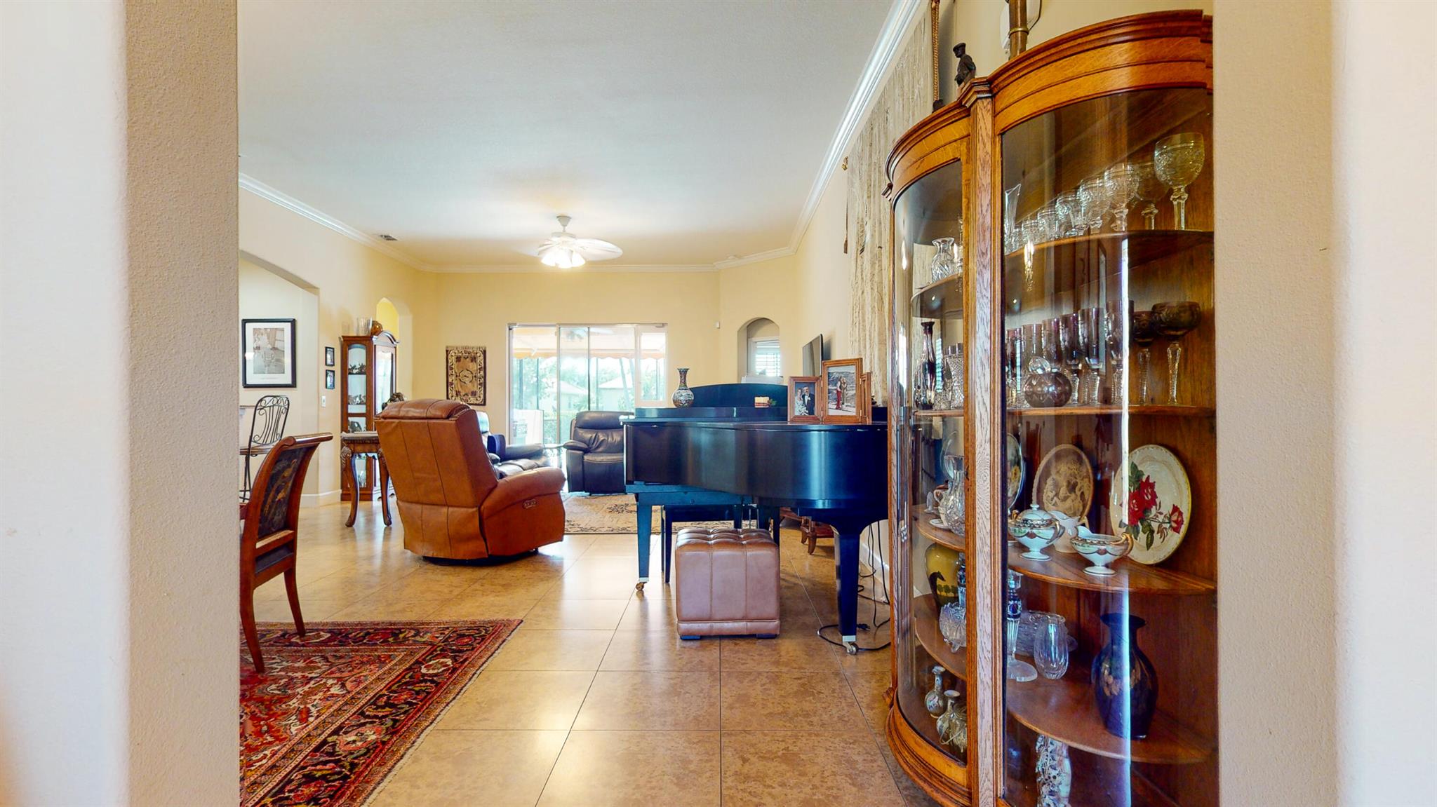 4224 Diamond Square