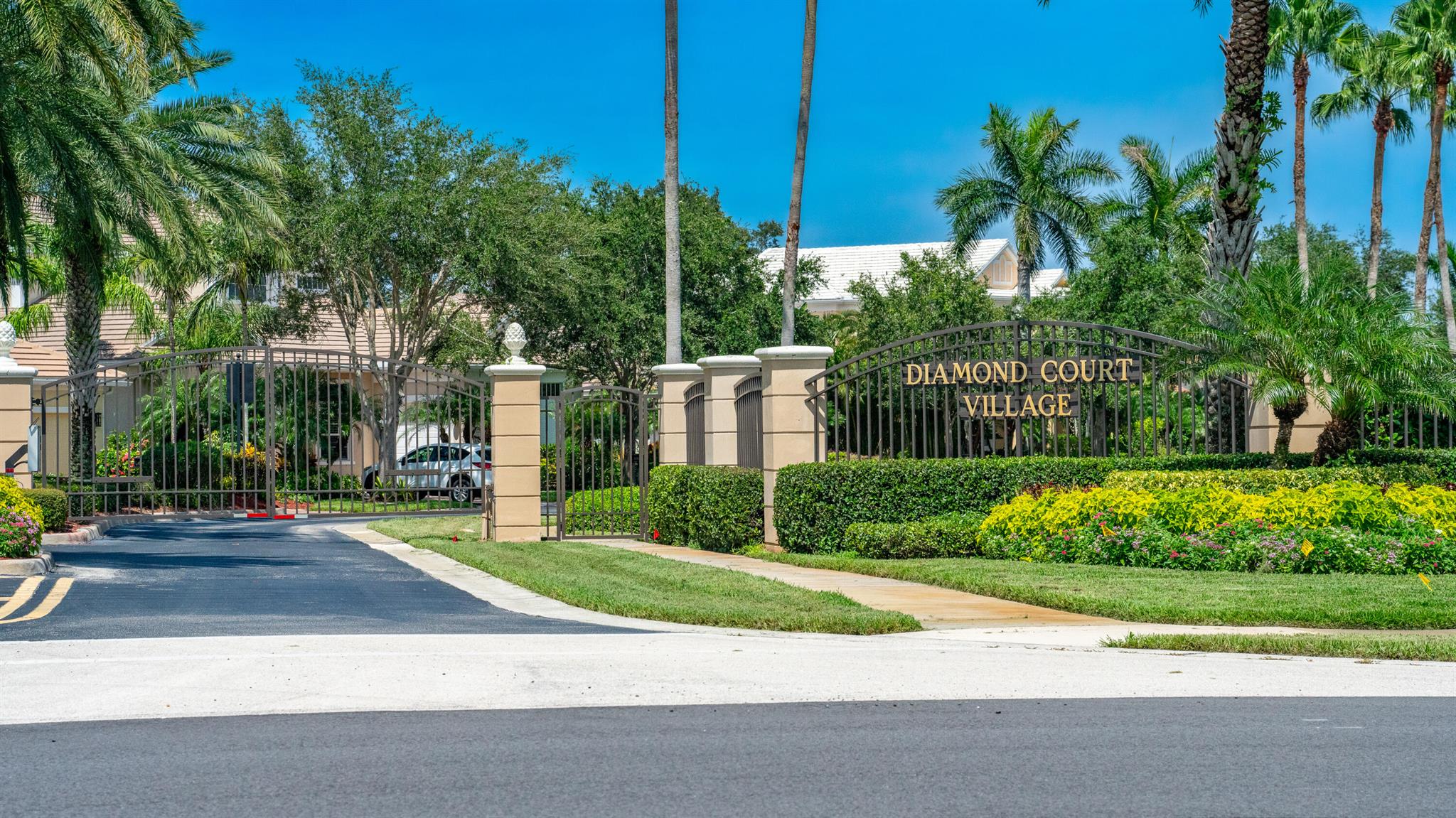 4224 Diamond Square