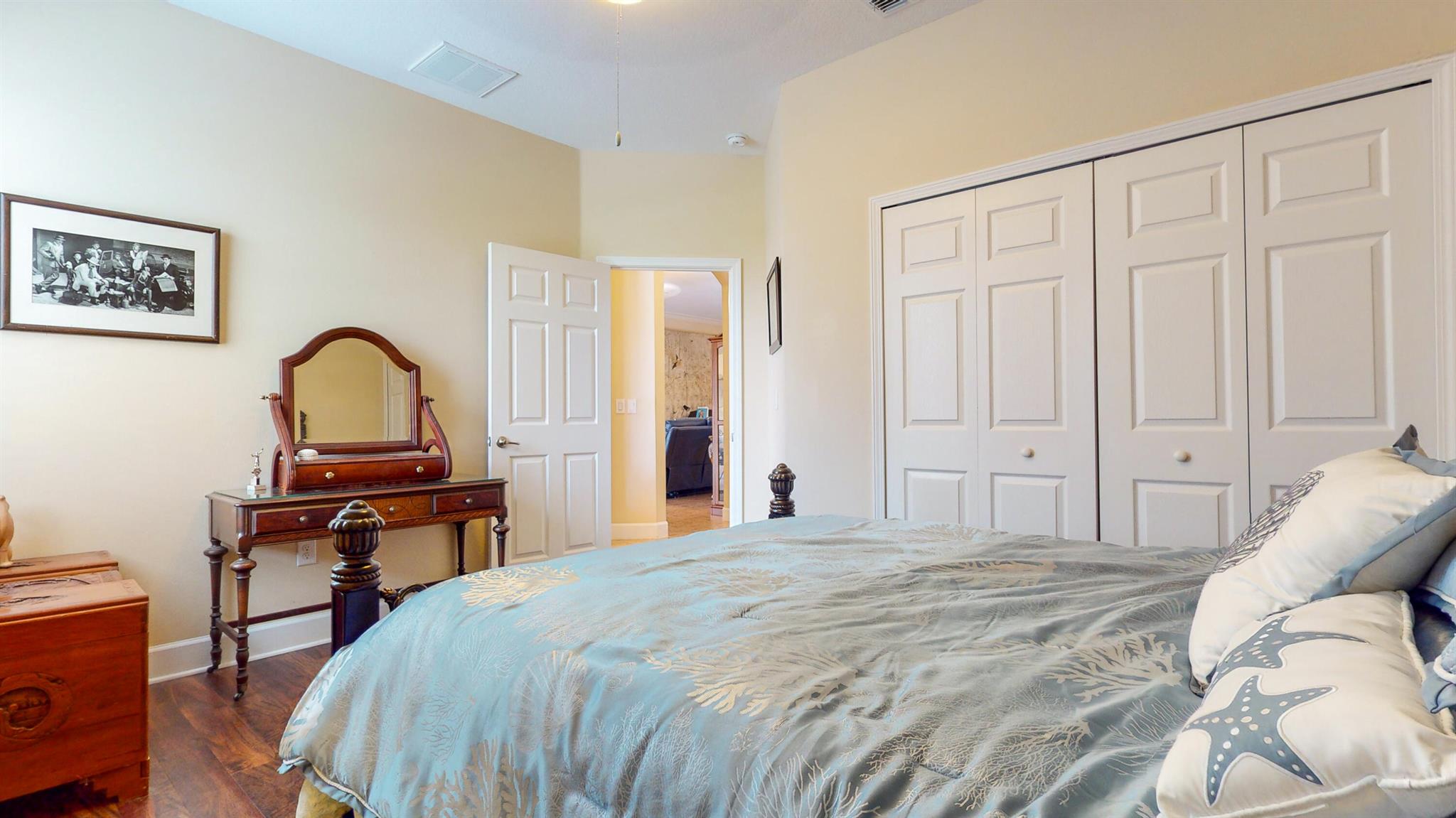 4224 Diamond Square