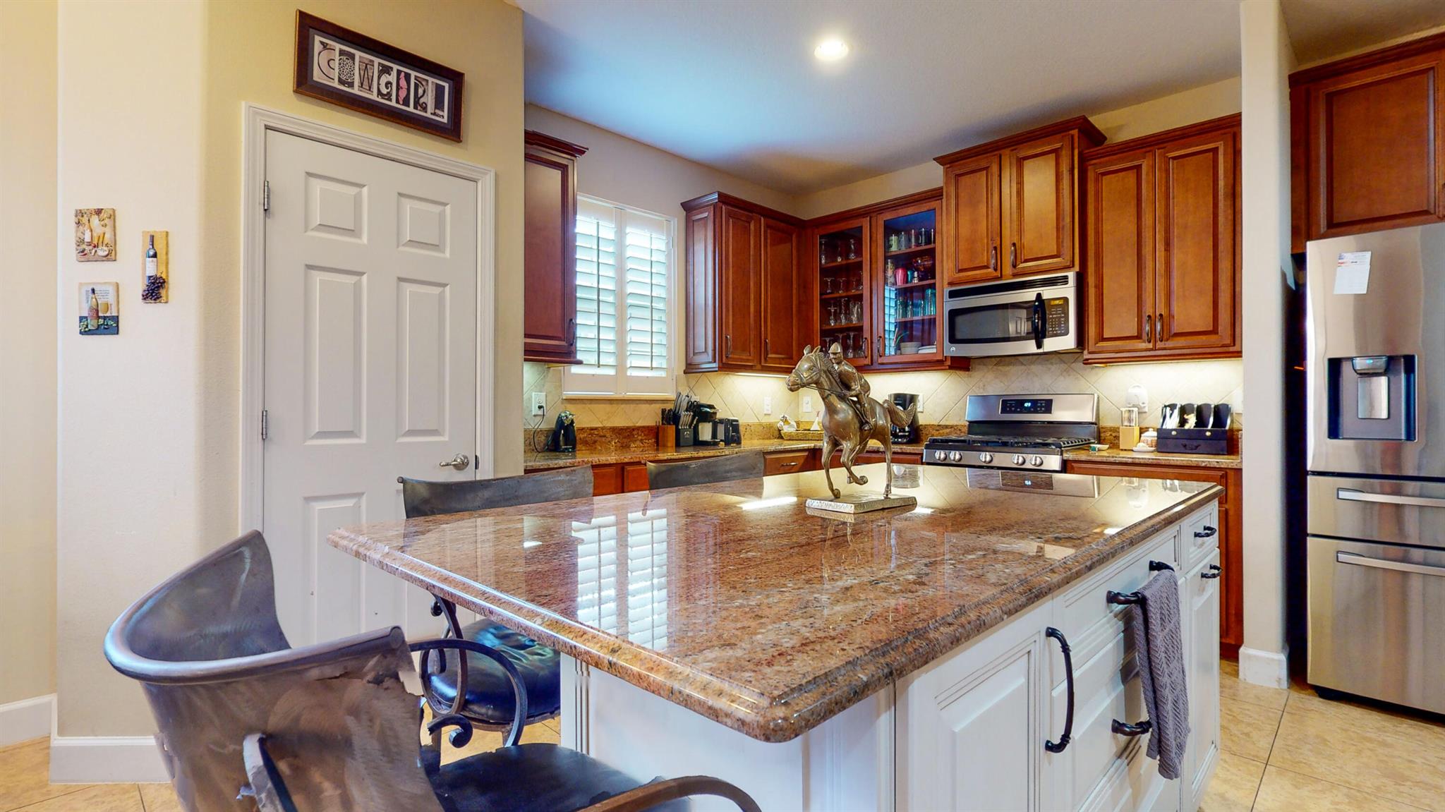 4224 Diamond Square