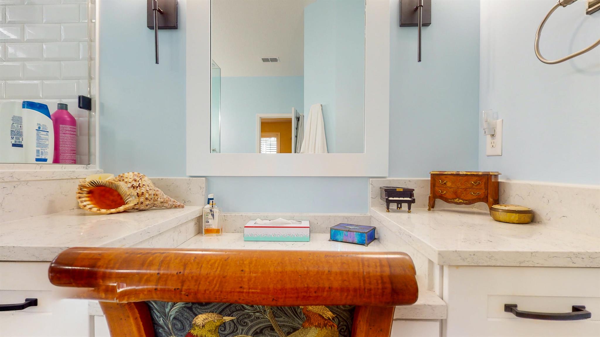 4224 Diamond Square