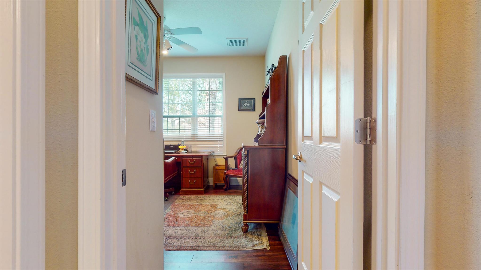 4224 Diamond Square