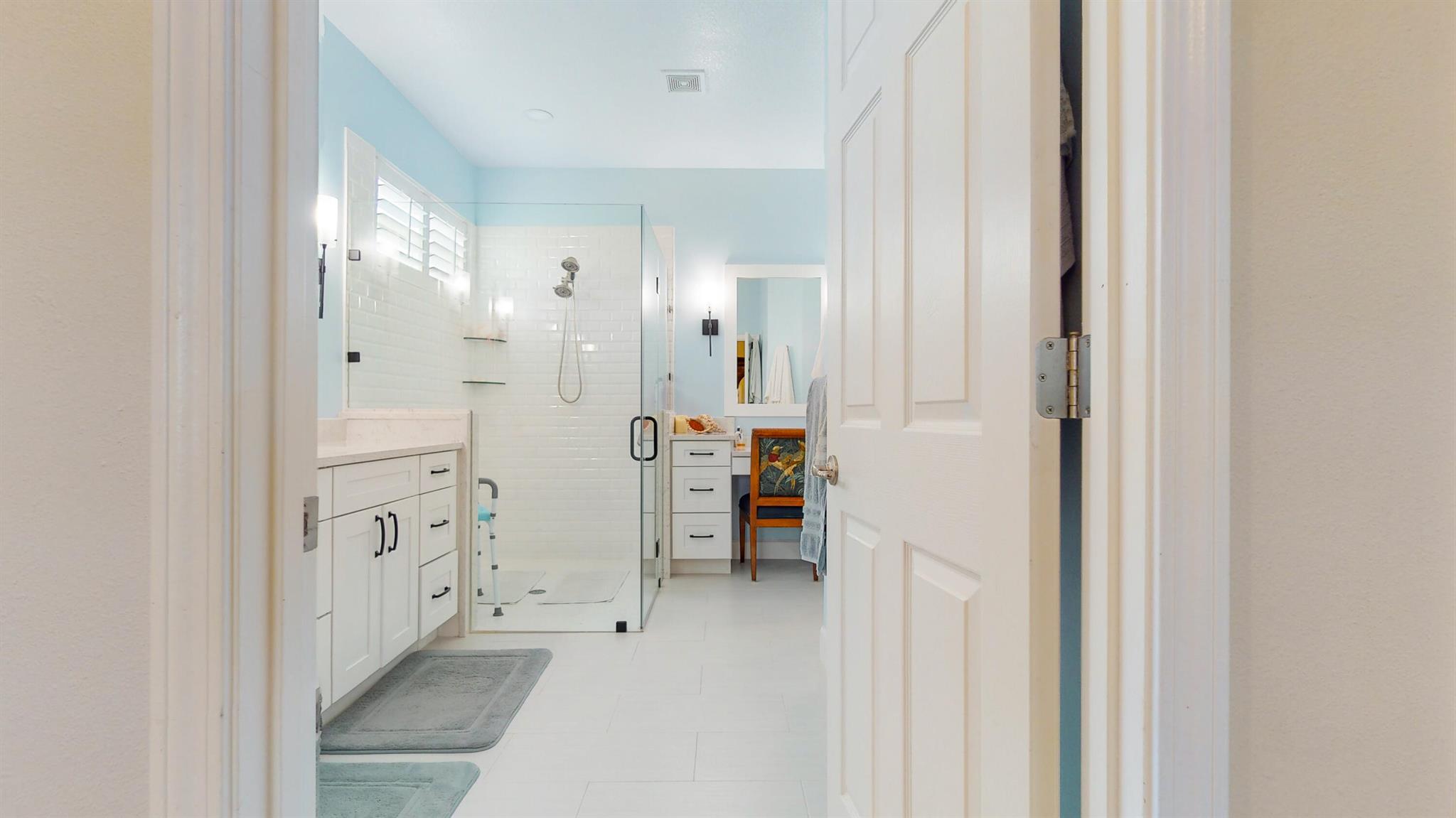 4224 Diamond Square