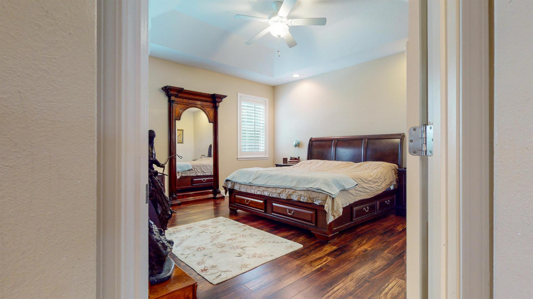 4224 Diamond Square