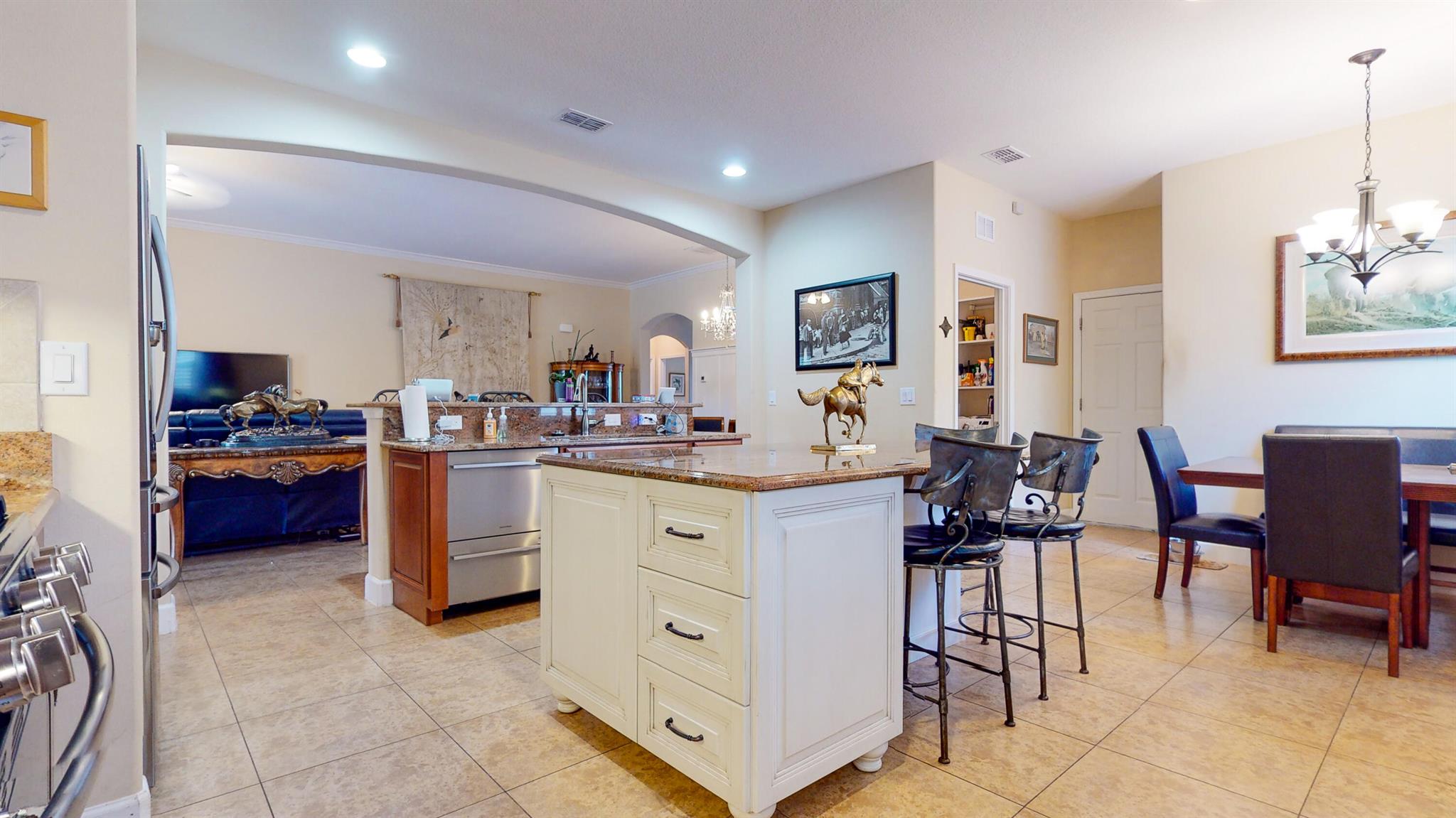 4224 Diamond Square