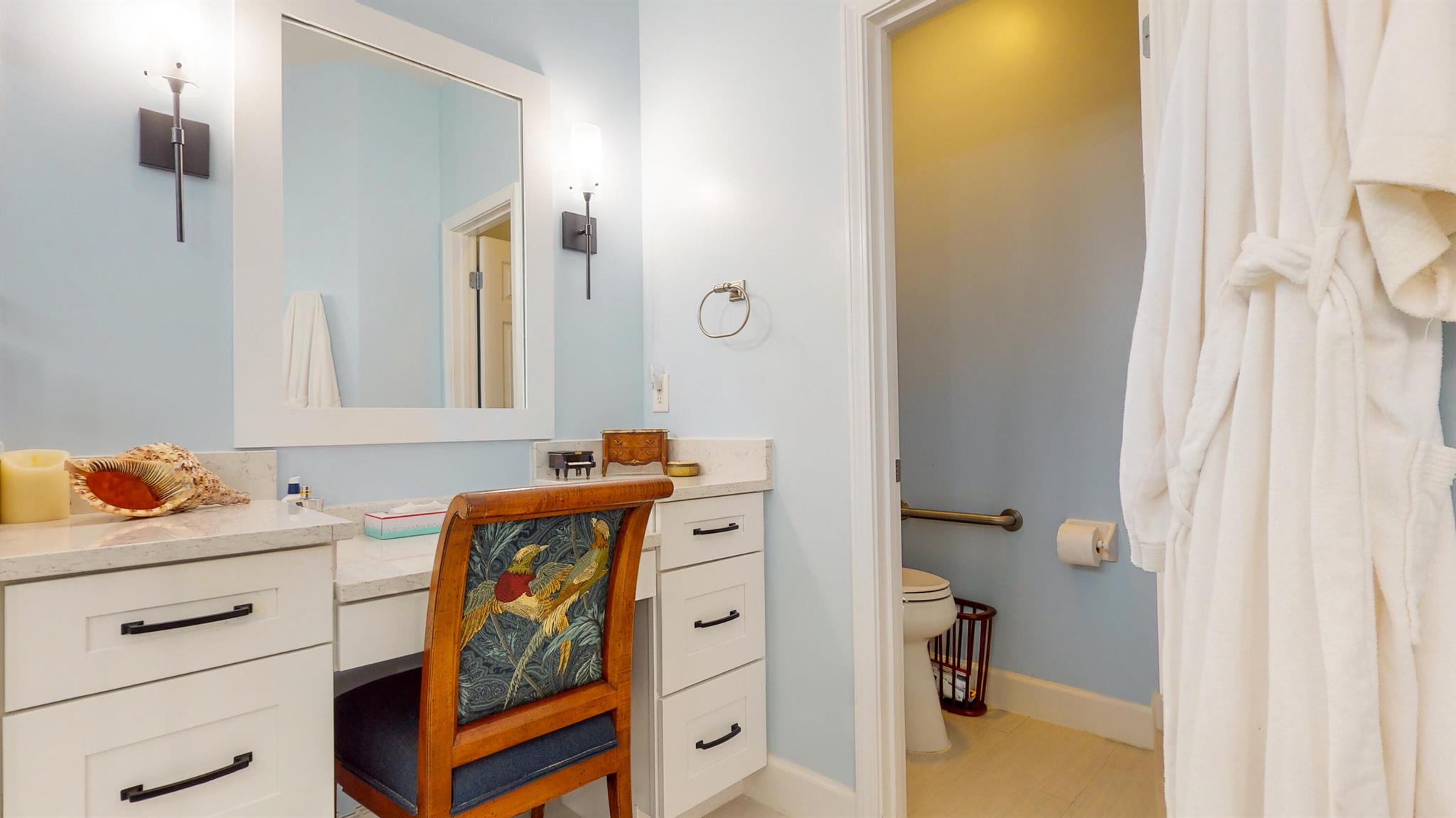 4224 Diamond Square