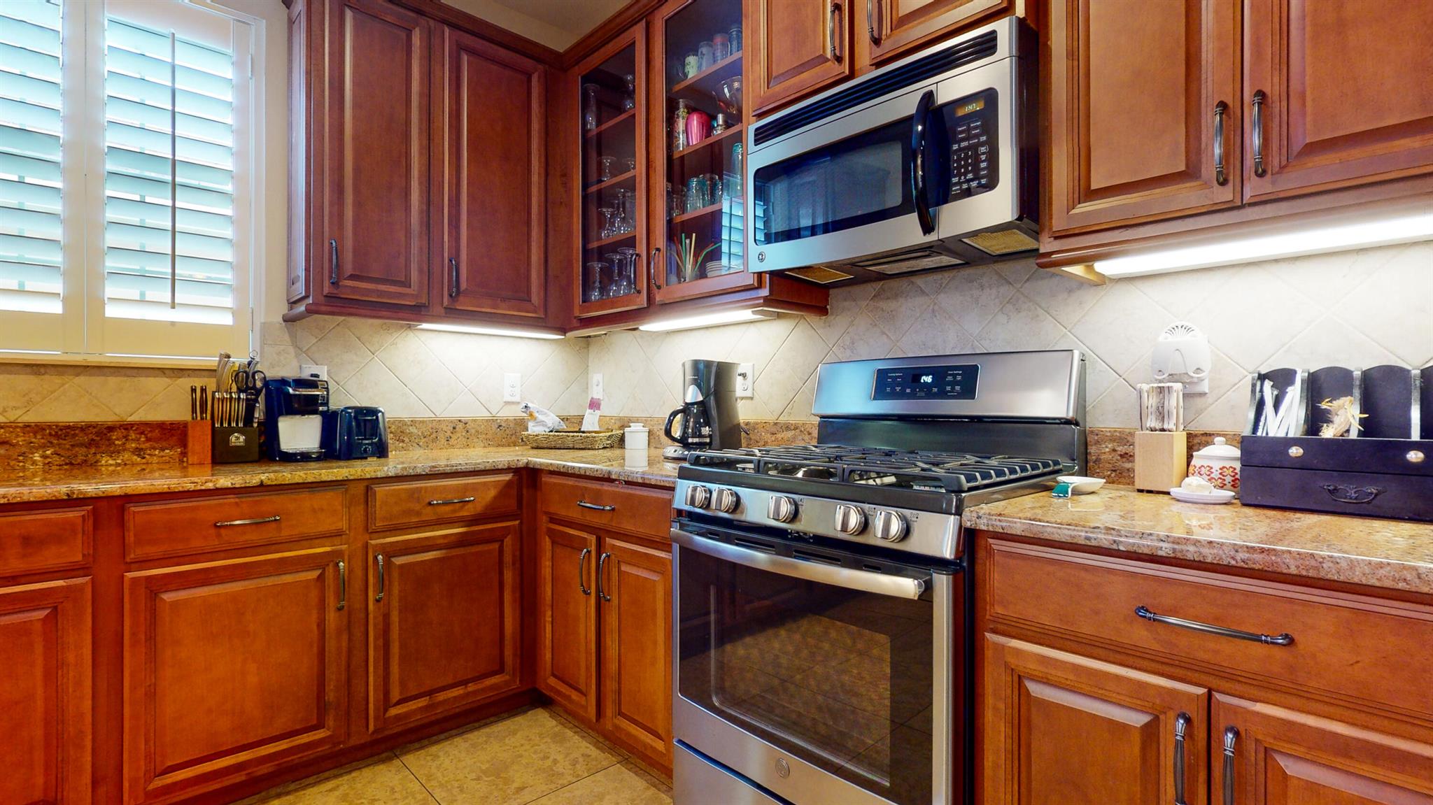 4224 Diamond Square