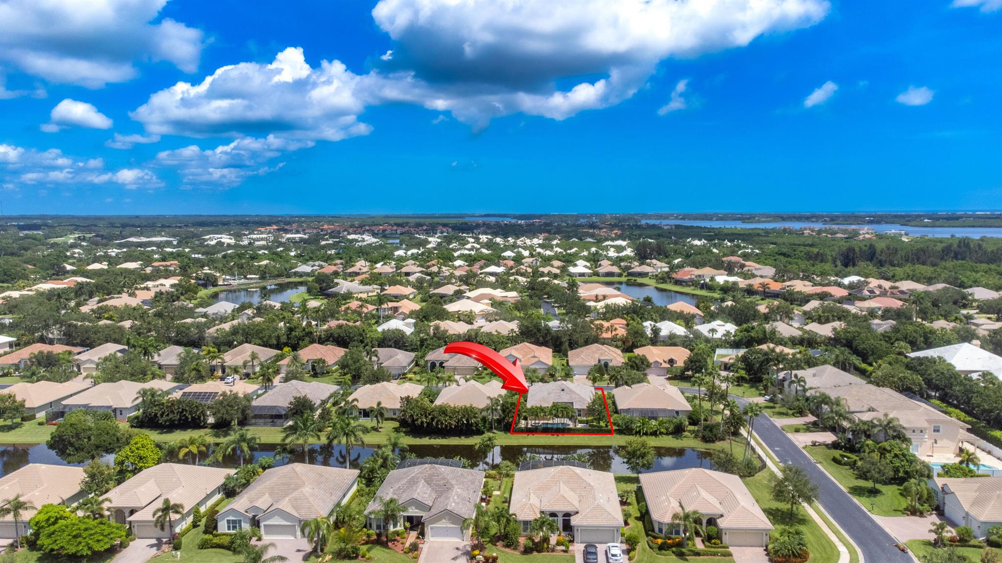4224 Diamond Square