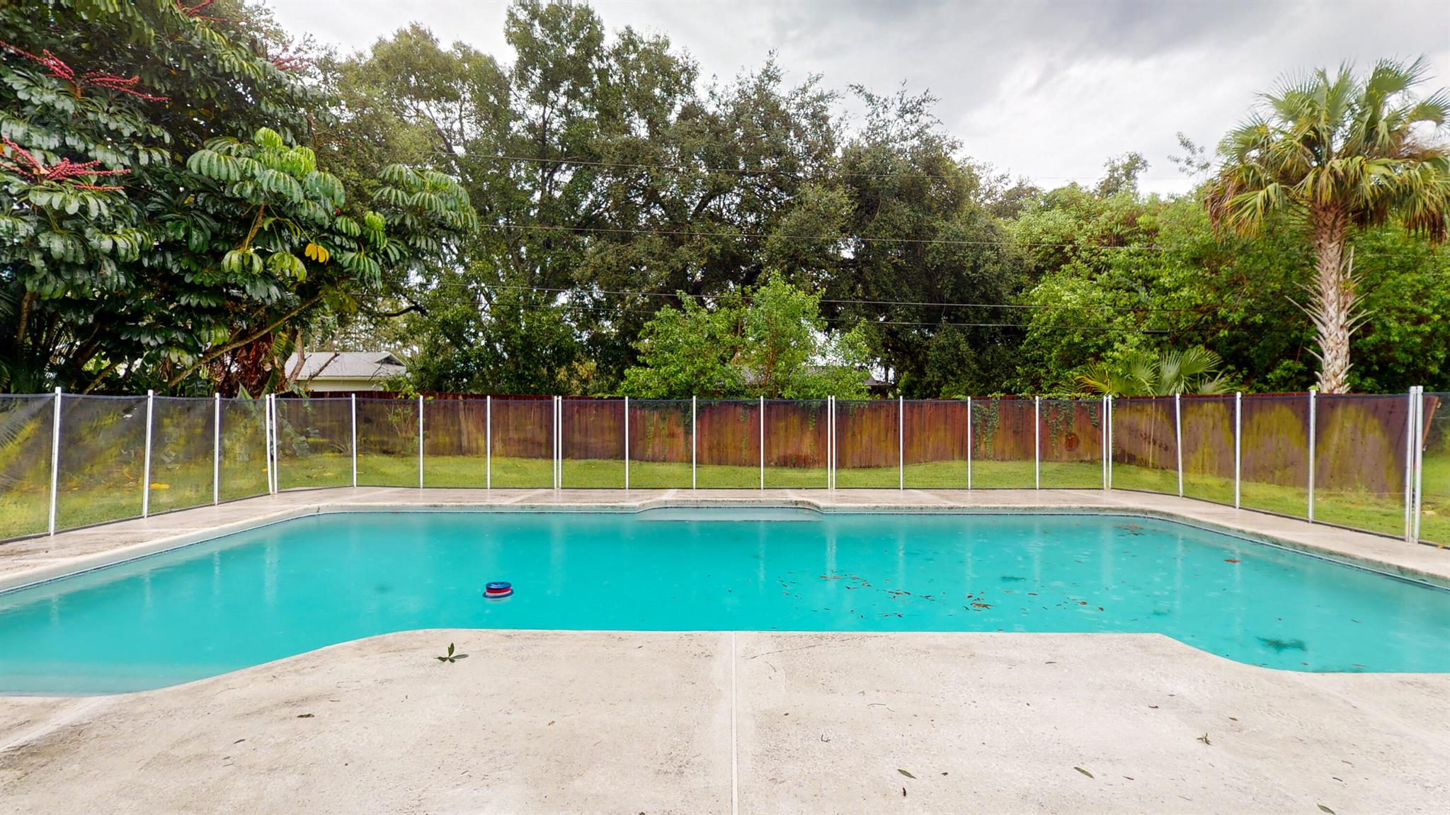 2433 SW Independence Road
