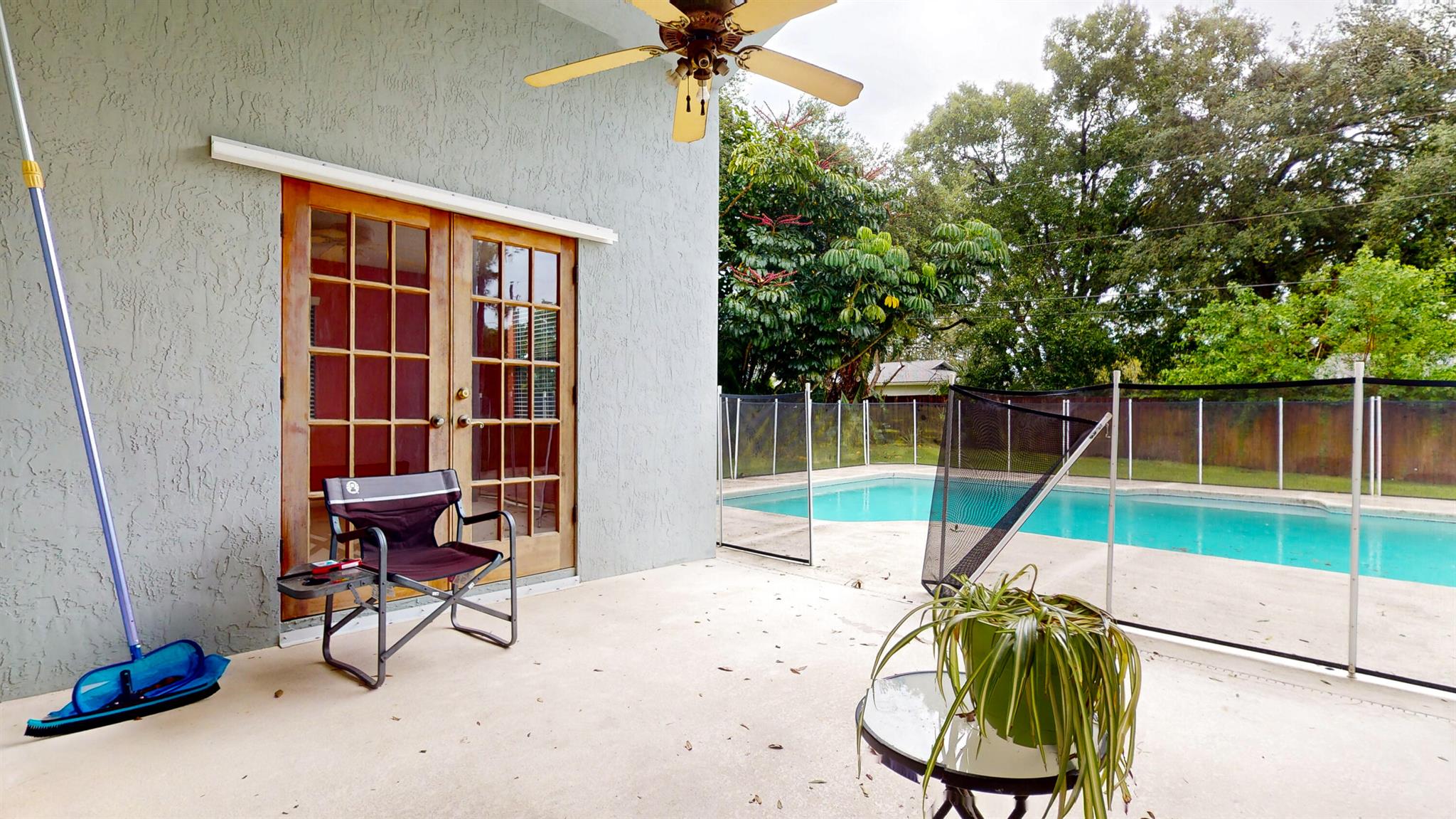 2433 SW Independence Road