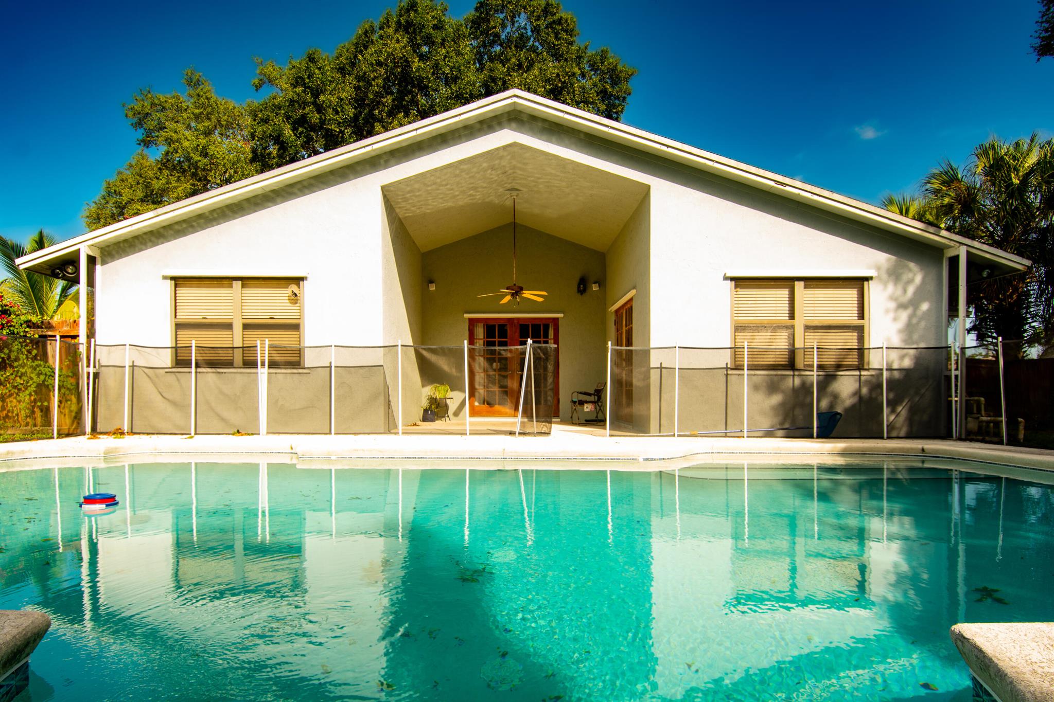 2433 SW Independence Road