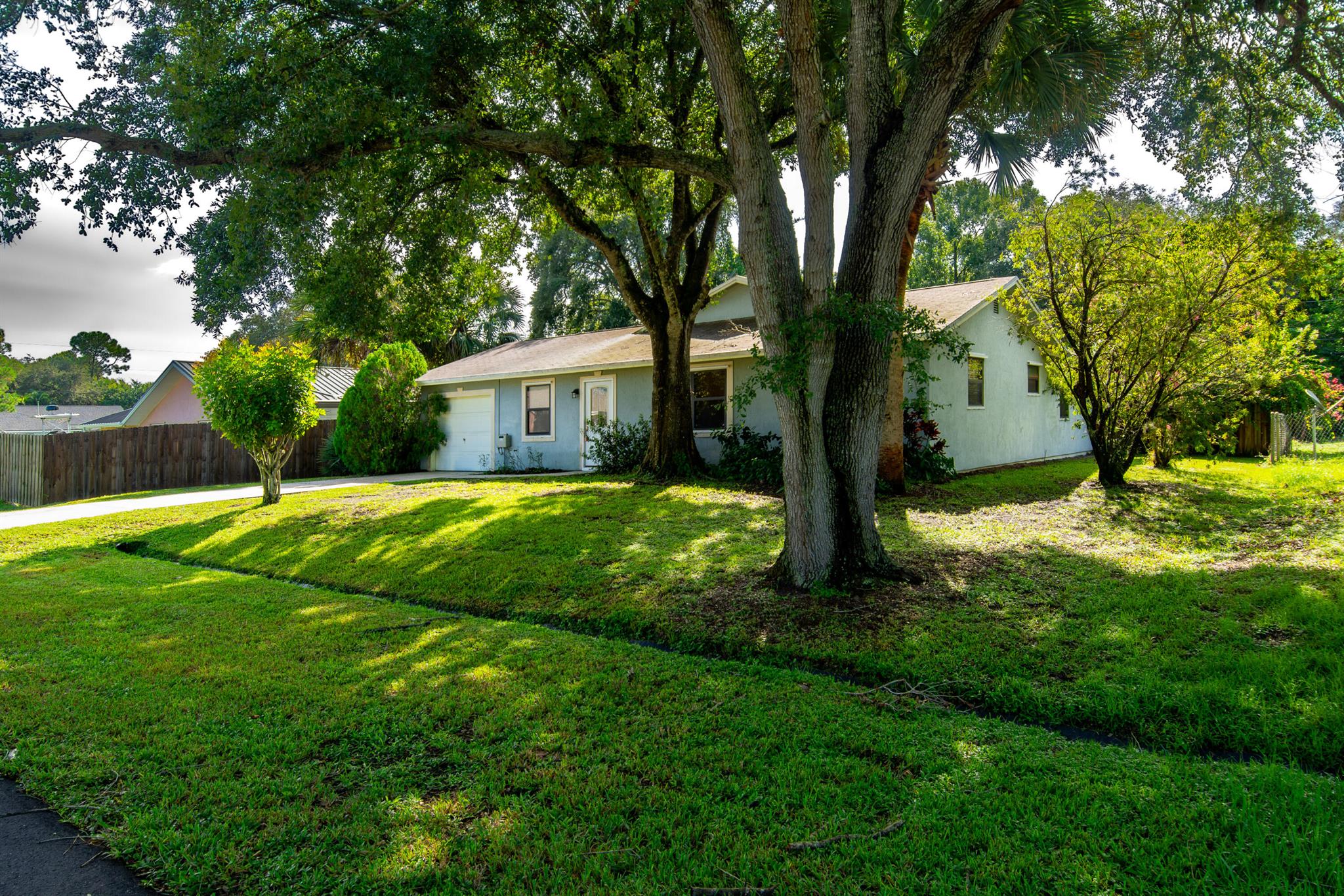 2433 SW Independence Road