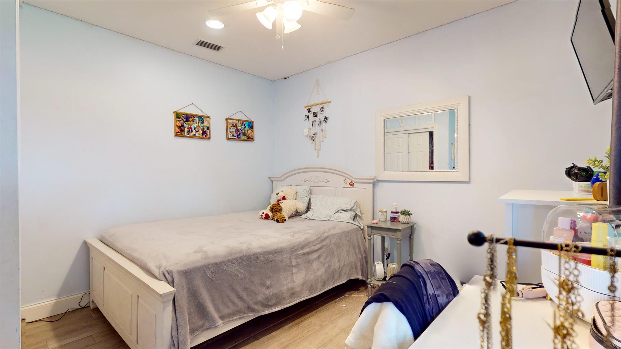 1074 NW 12th Terrace