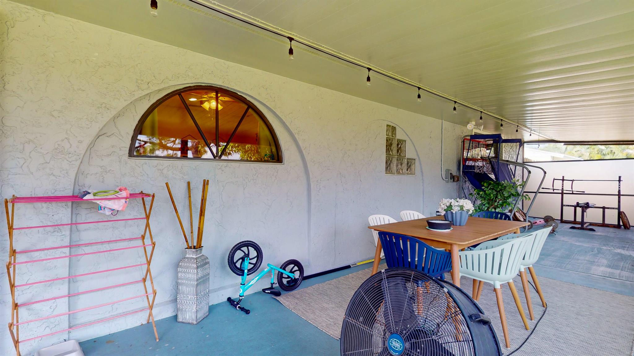 1074 NW 12th Terrace