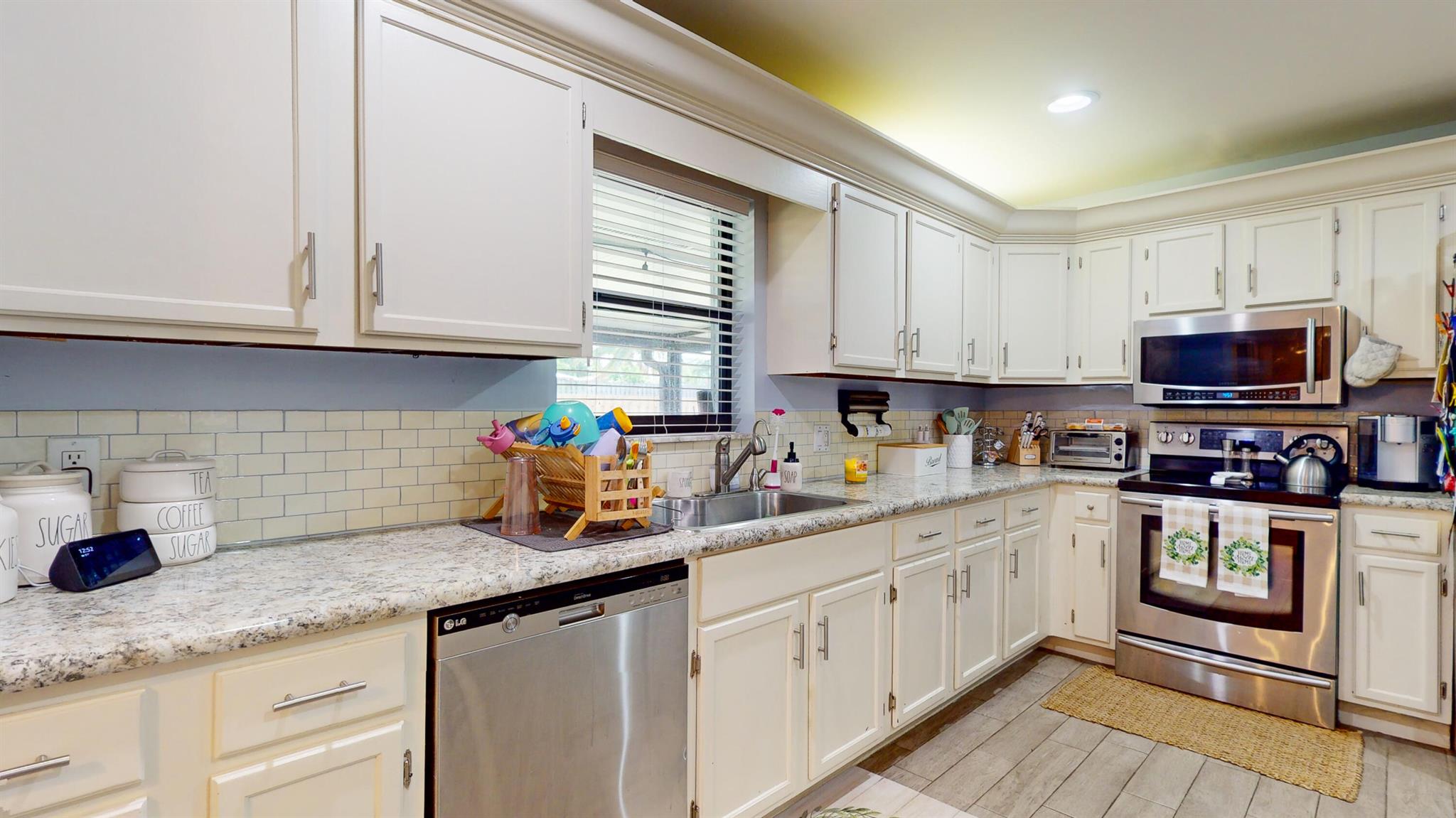 1074 NW 12th Terrace