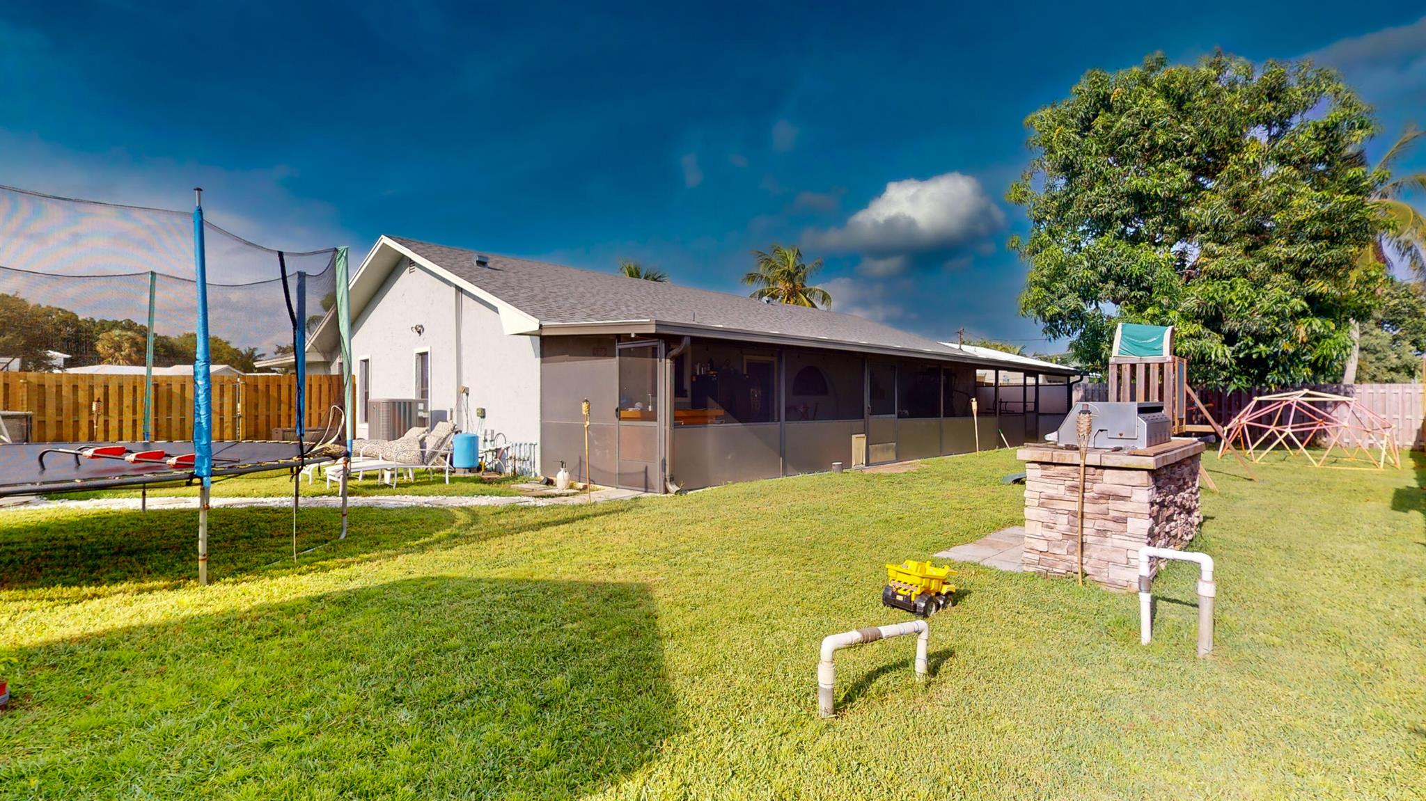 1074 NW 12th Terrace