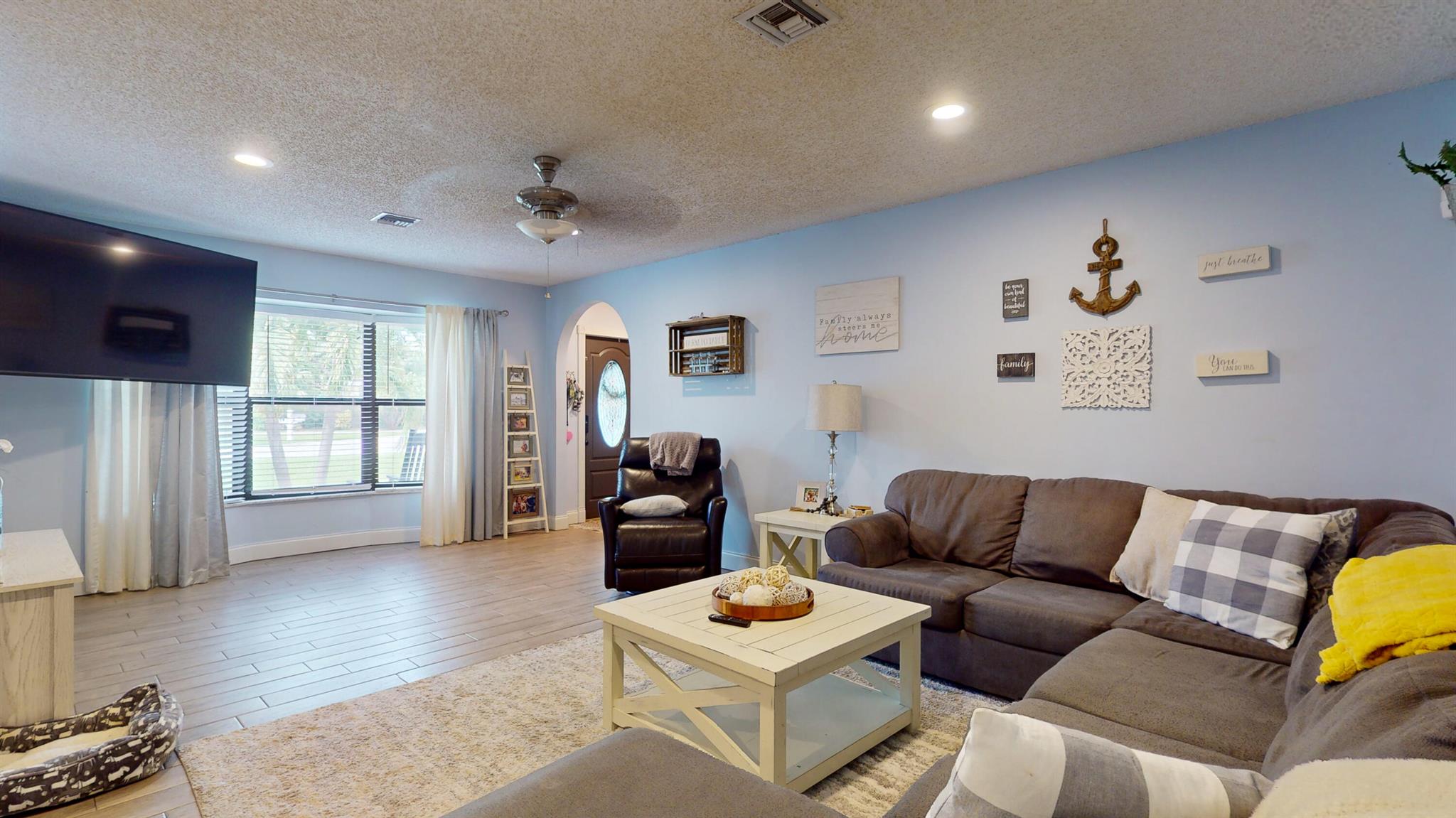 1074 NW 12th Terrace