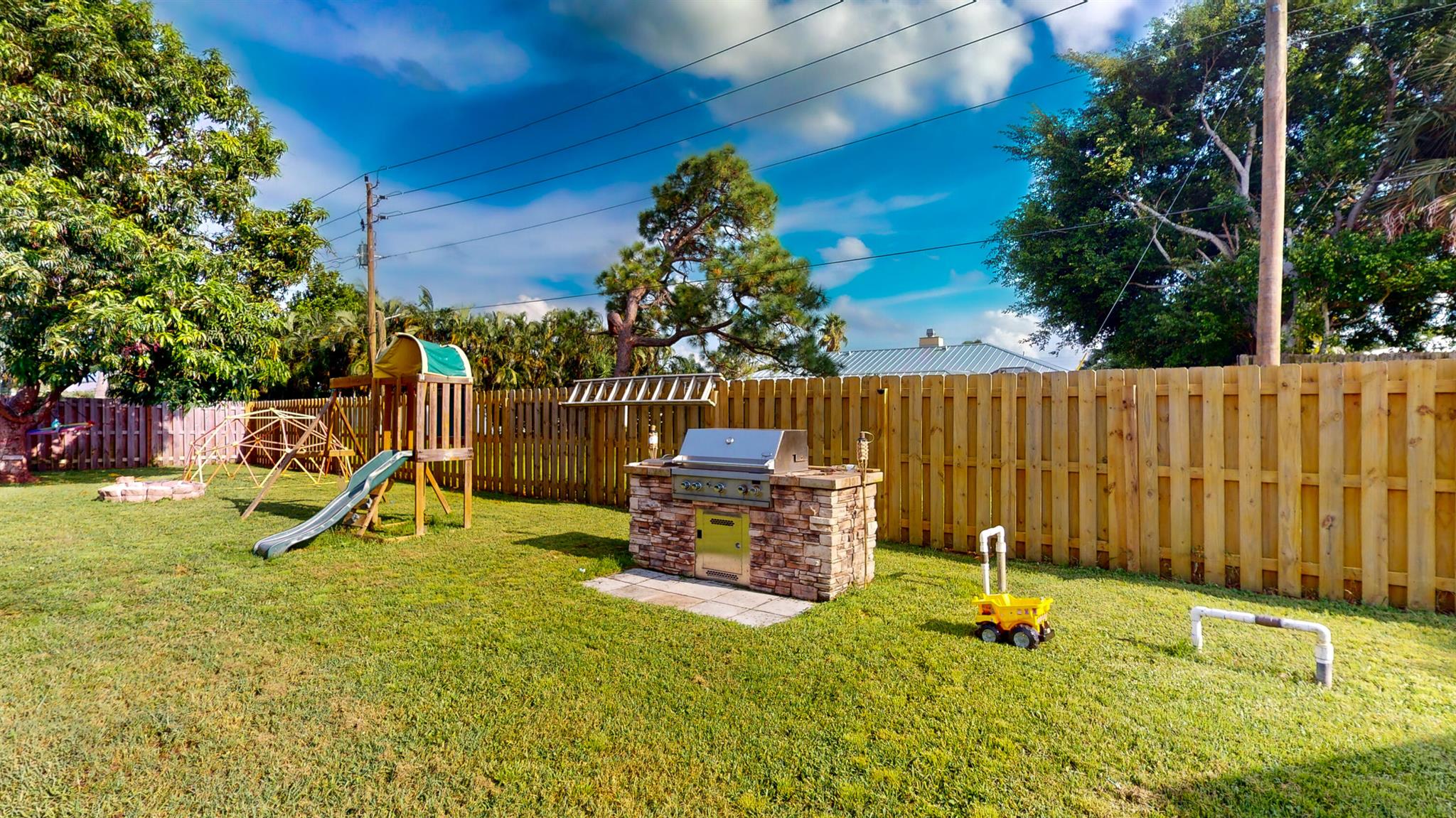 1074 NW 12th Terrace