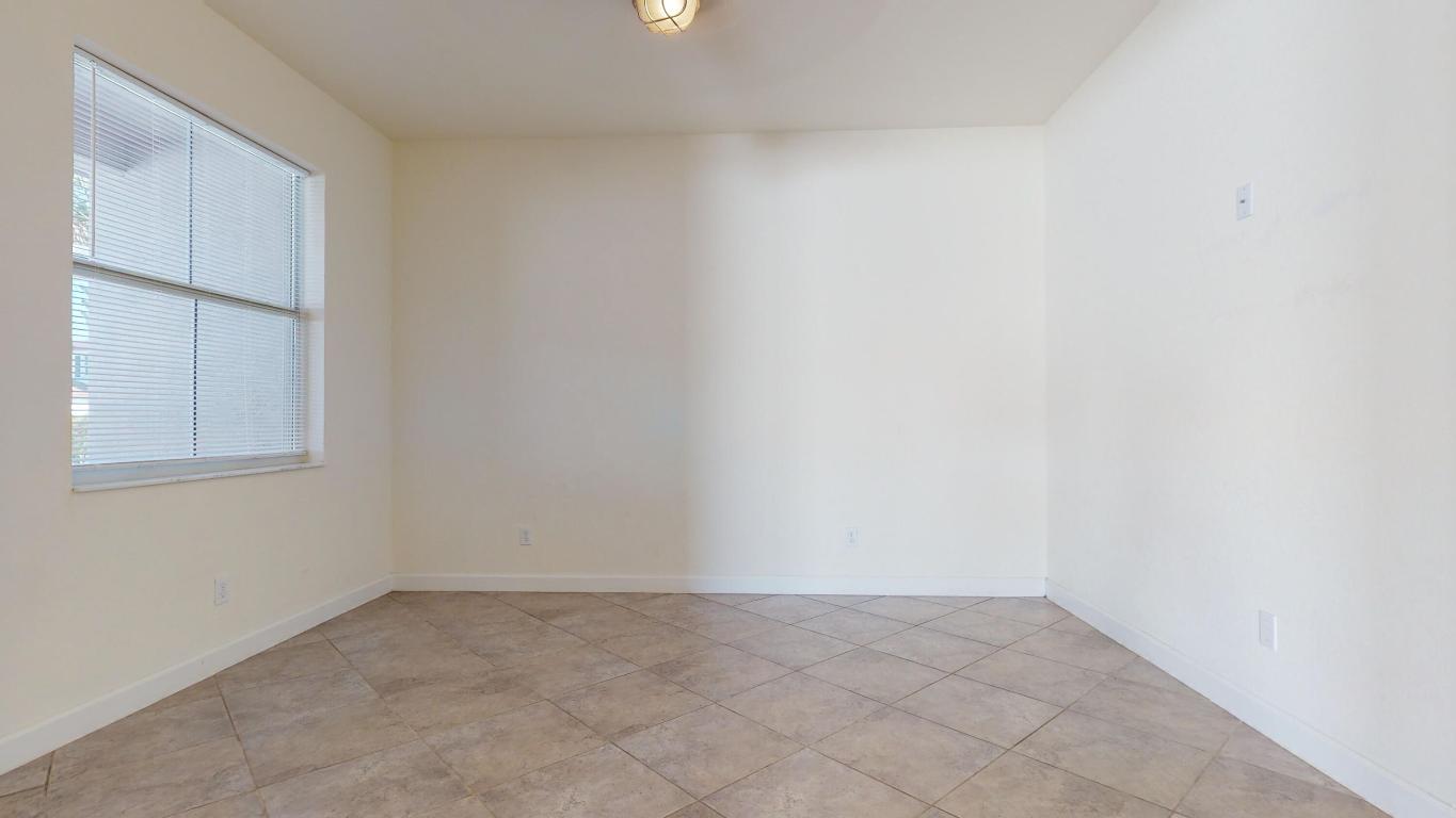 12434 NW Stanis Lane