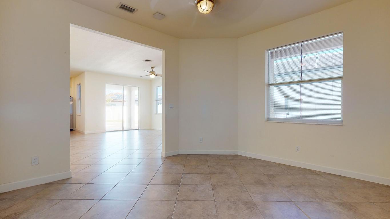 12434 NW Stanis Lane