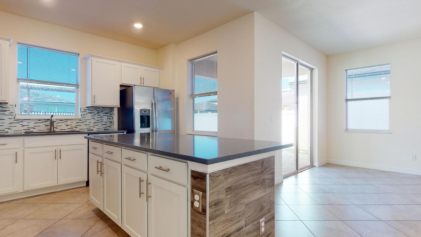 12434 NW Stanis Lane