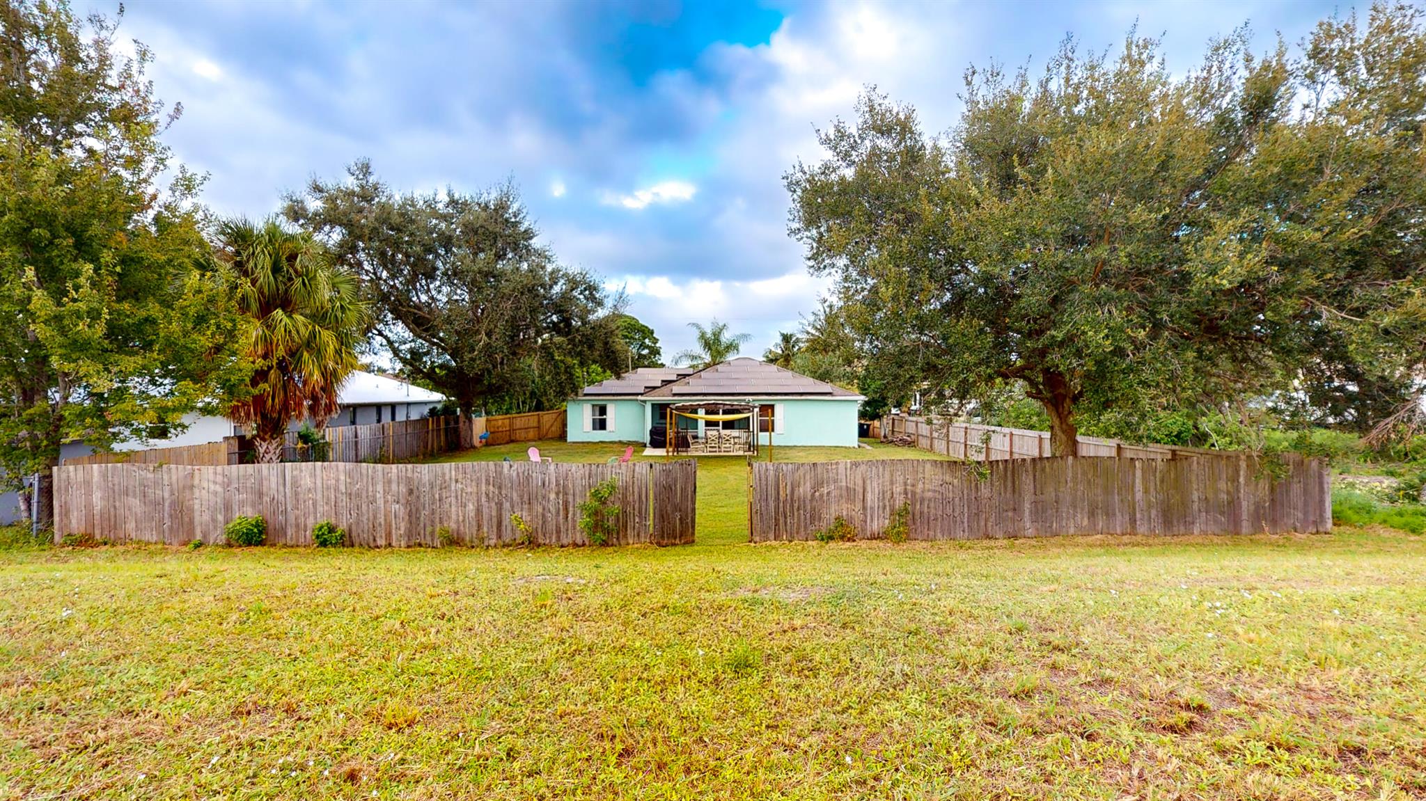 377 SW Kestor Drive