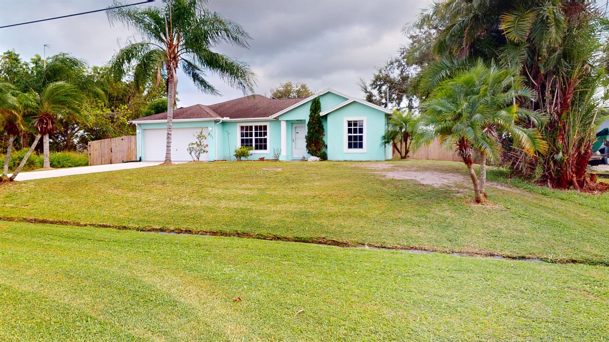 377 SW Kestor Drive