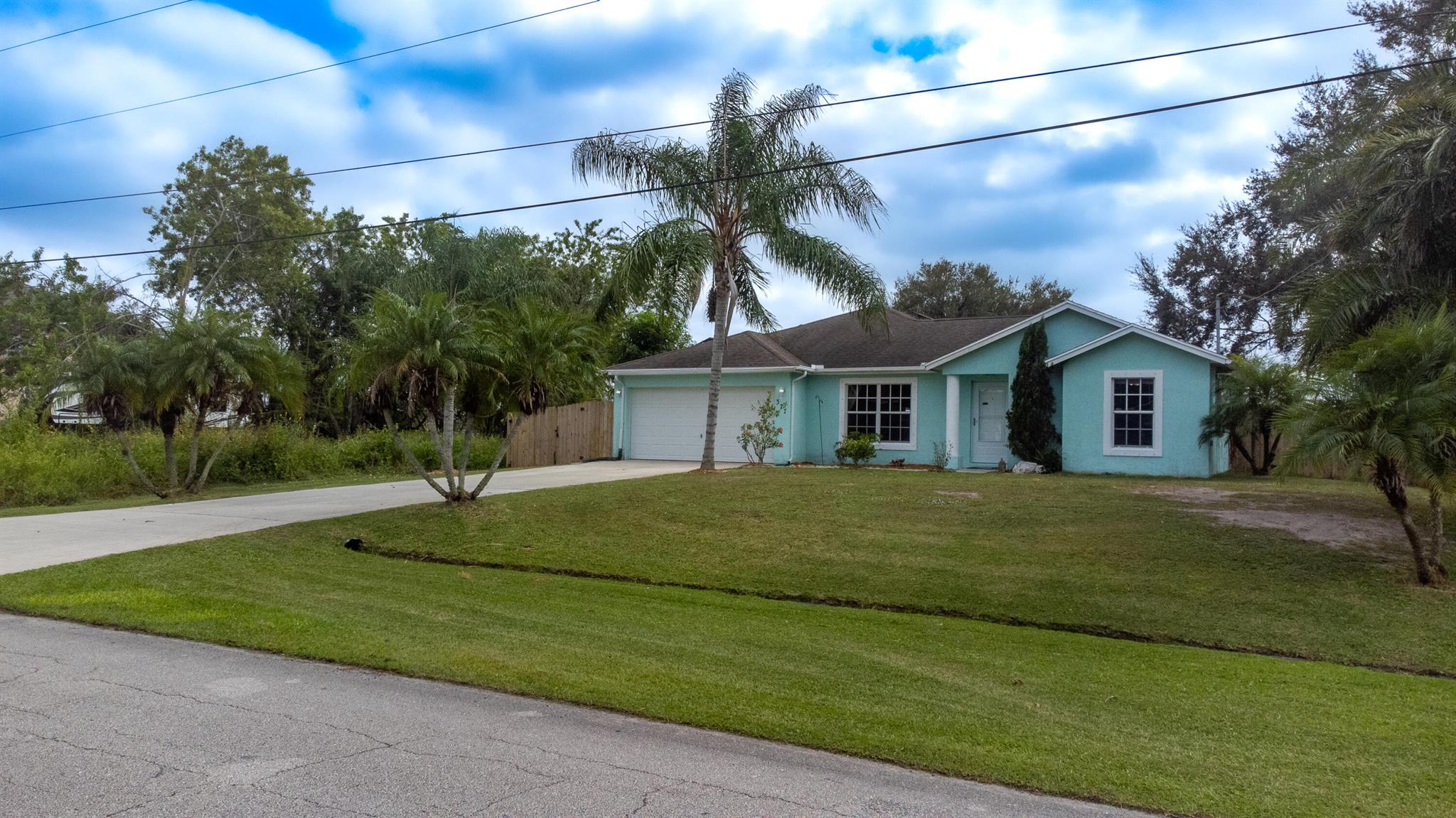 377 SW Kestor Drive