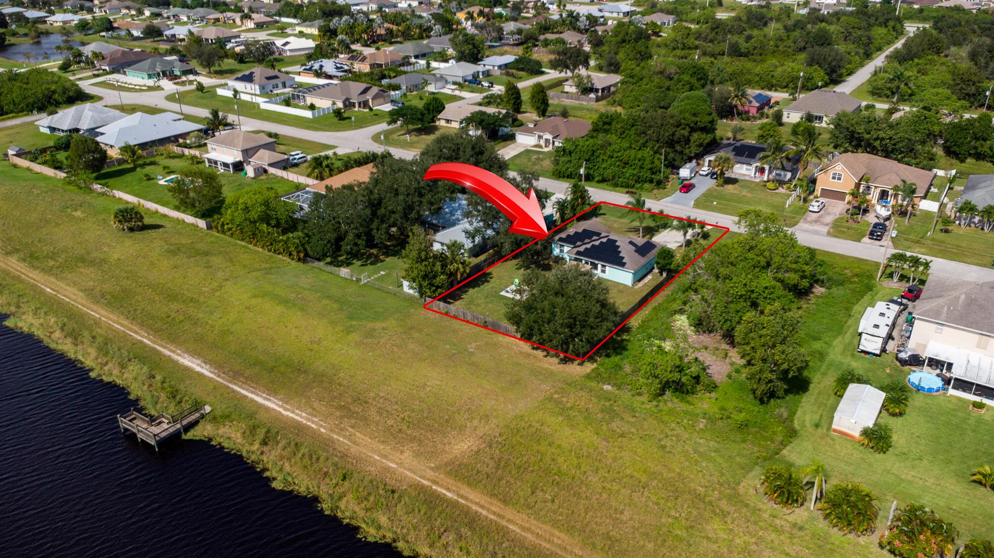 377 SW Kestor Drive